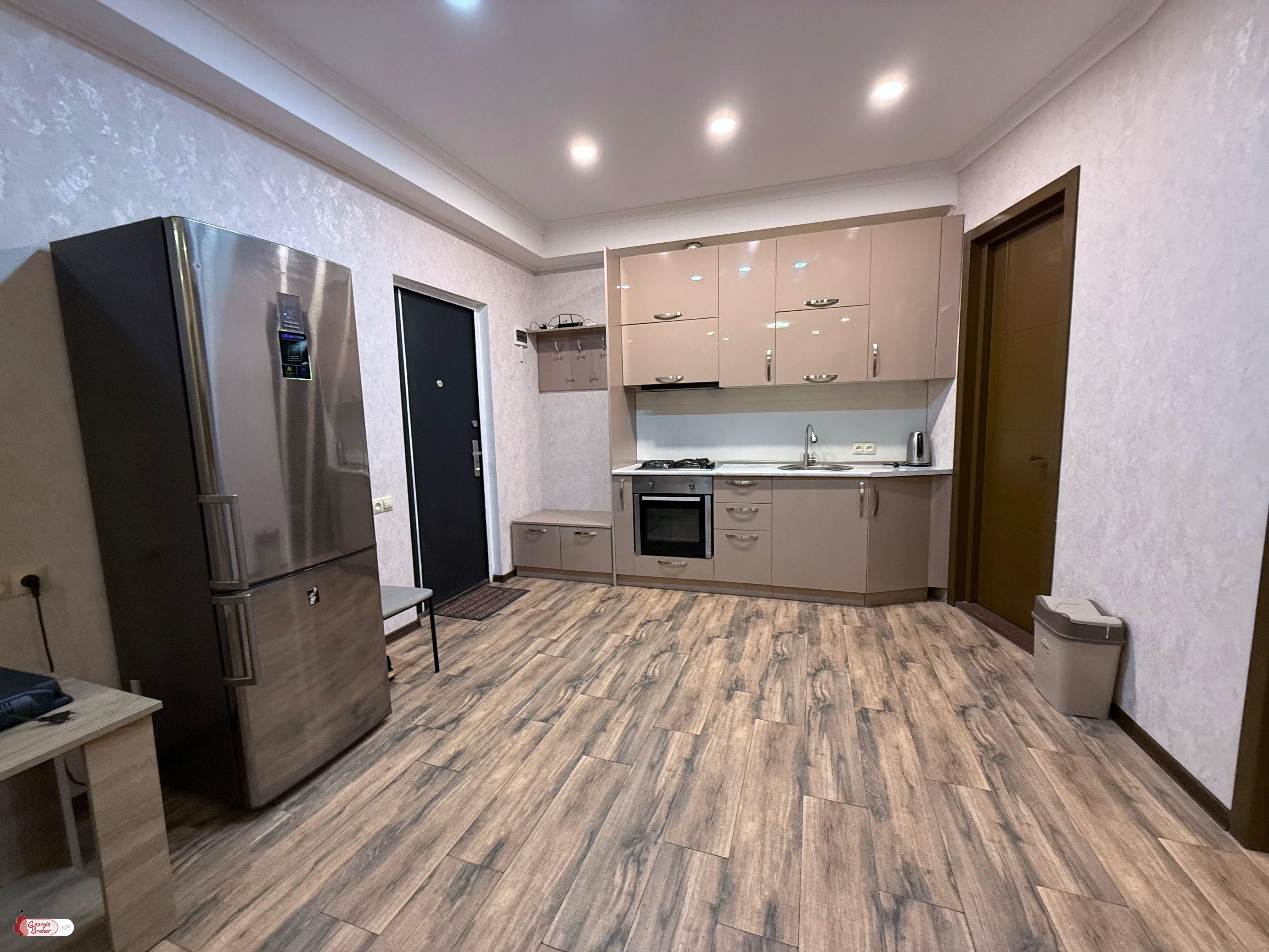 nearly repaired 3-room apartment for sale