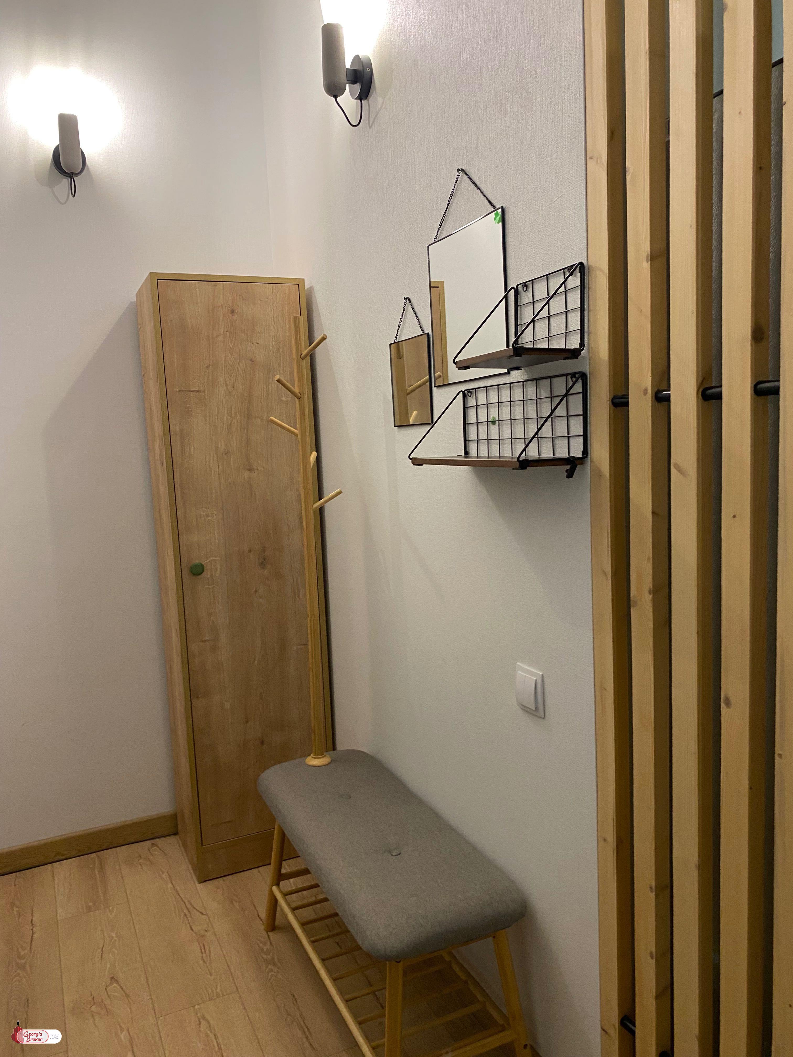 იყიდება ახალი გარემონტებული 3 ოთახიანი ბინა