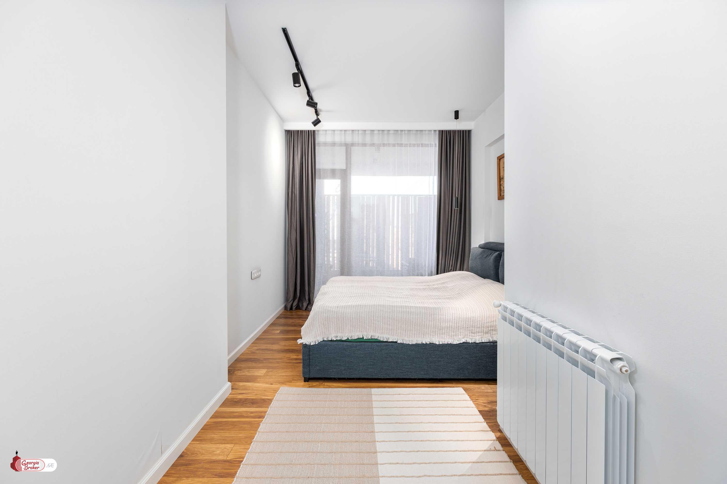 იყიდება ახალი გარემონტებული 3 ოთახიანი ბინა