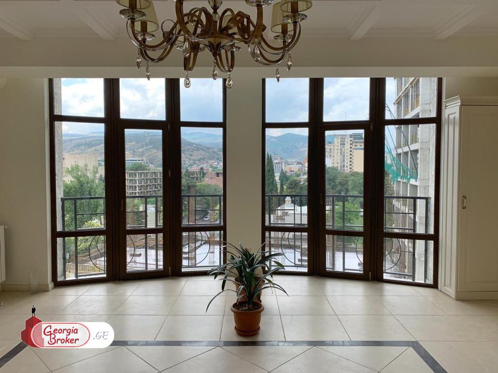 nearly repaired 2-room apartment for sale