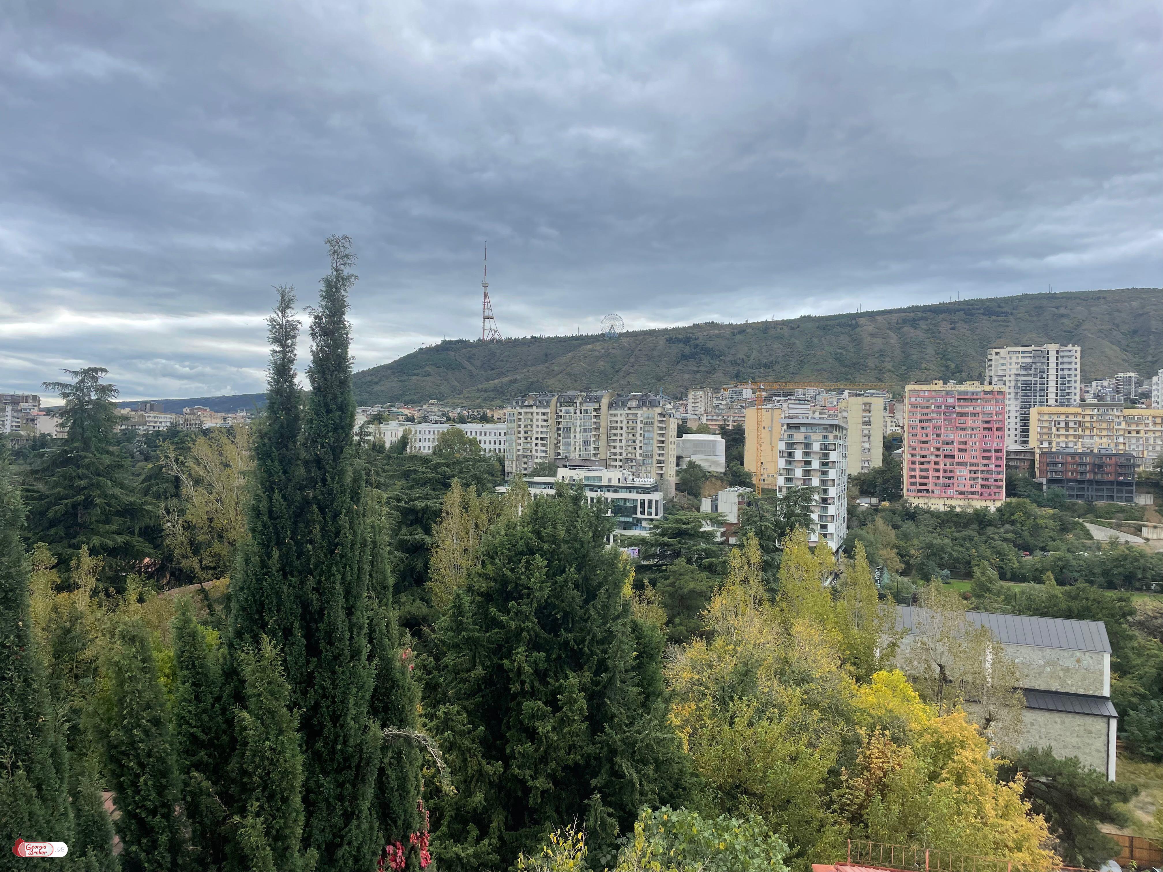 продается квартира с новым ремонтом 2-комнаты