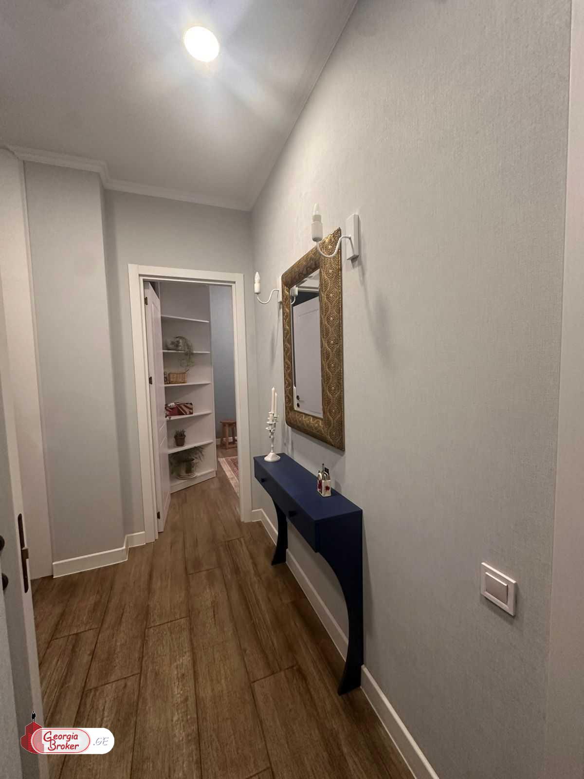 nearly repaired 3-room apartment for sale