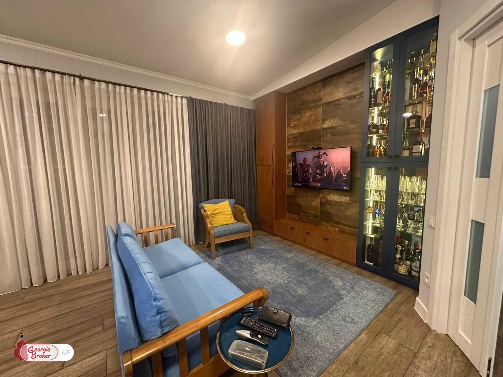 nearly repaired 3-room apartment for sale