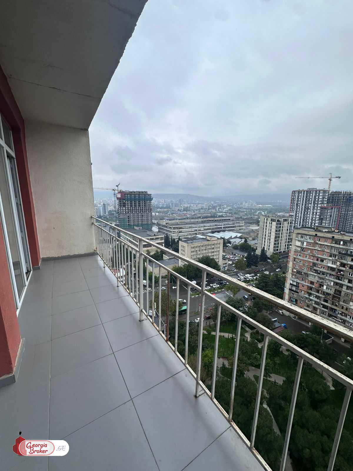 იყიდება ახალი გარემონტებული 2 ოთახიანი ბინა