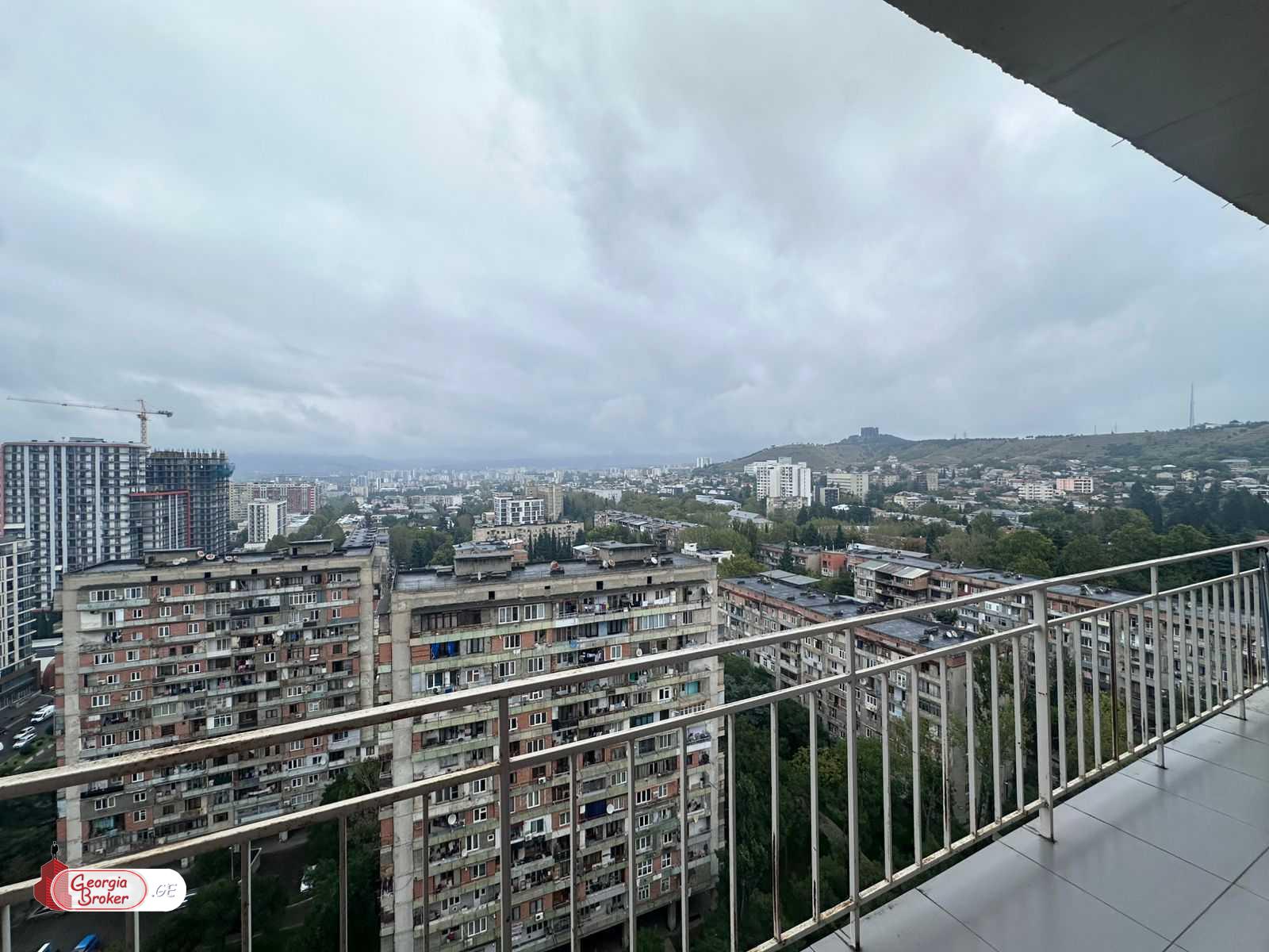 იყიდება ახალი გარემონტებული 2 ოთახიანი ბინა