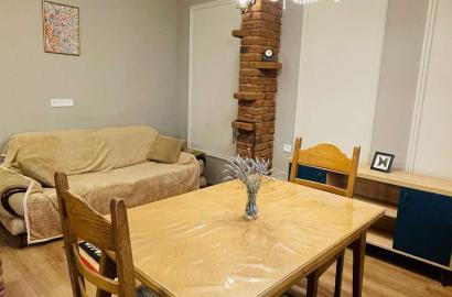 nearly repaired 2-room apartment for sale