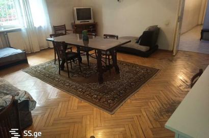 old repaired 3-room apartment for sale