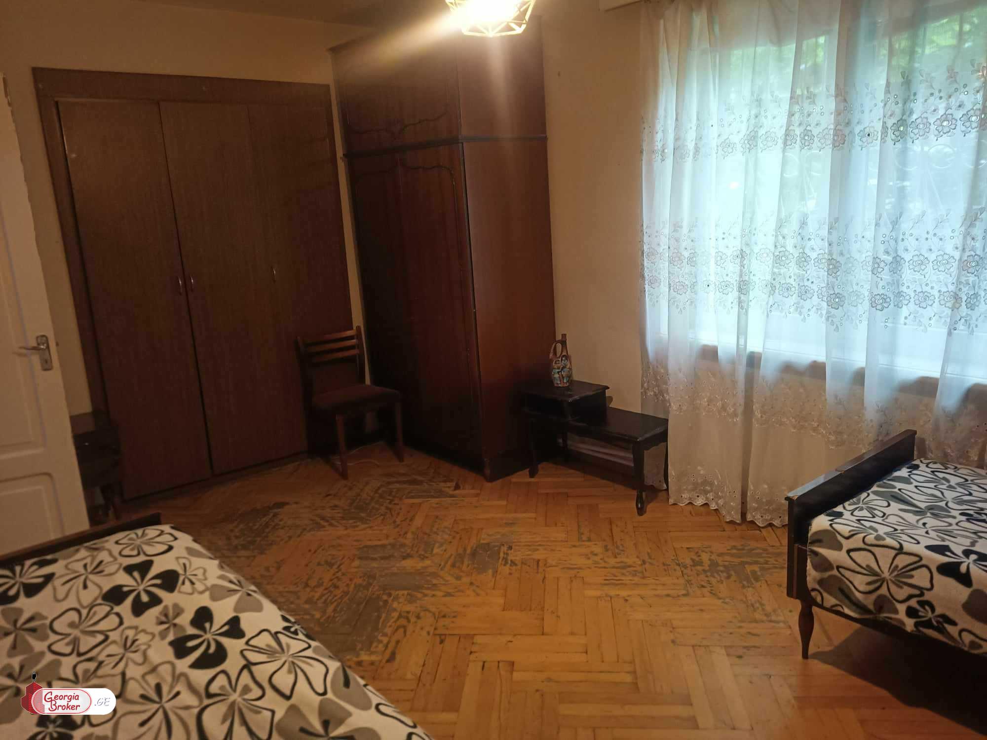 old repaired 3-room apartment for sale