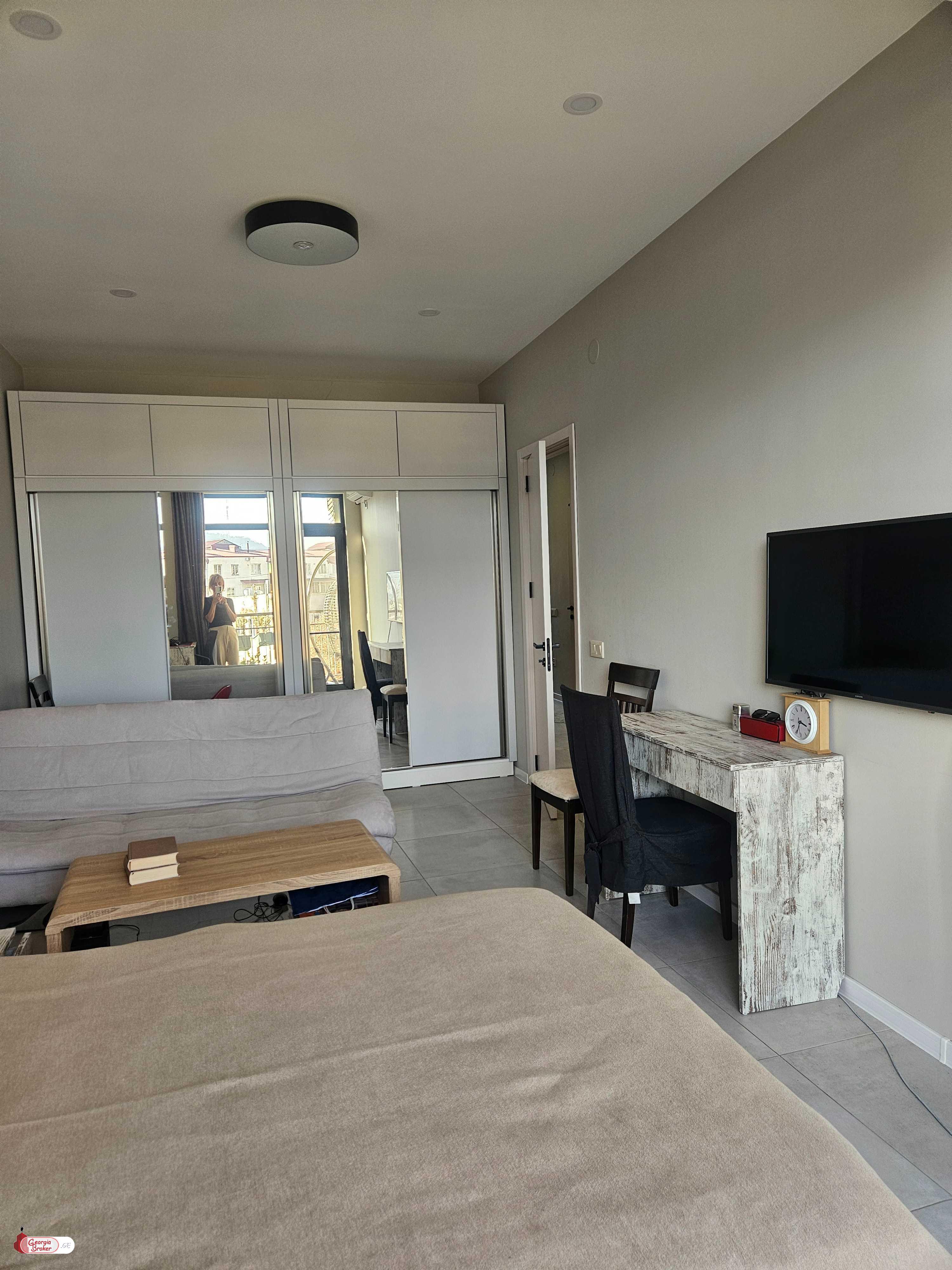 nearly repaired 3-room apartment for sale