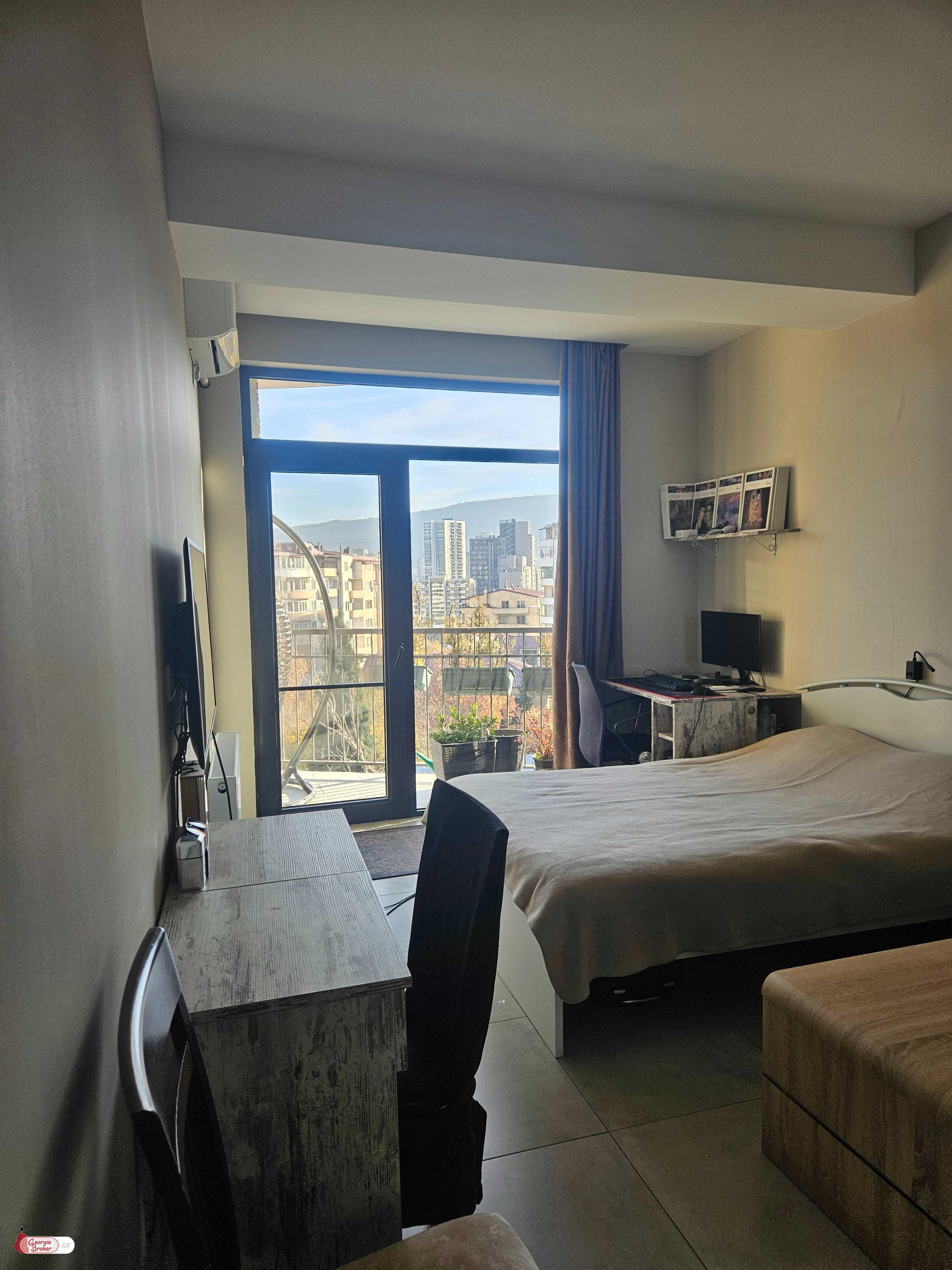 nearly repaired 3-room apartment for sale