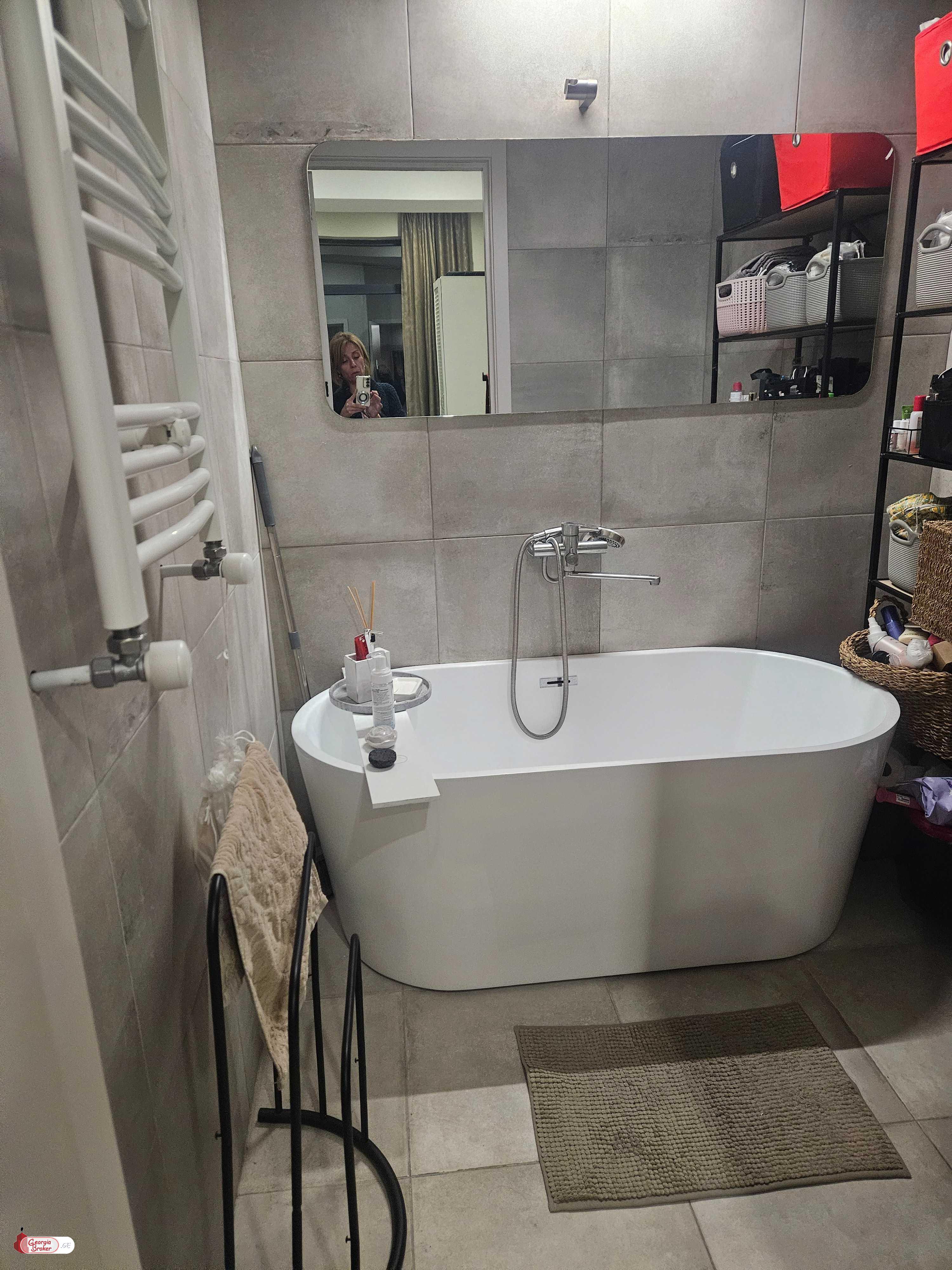 nearly repaired 3-room apartment for sale