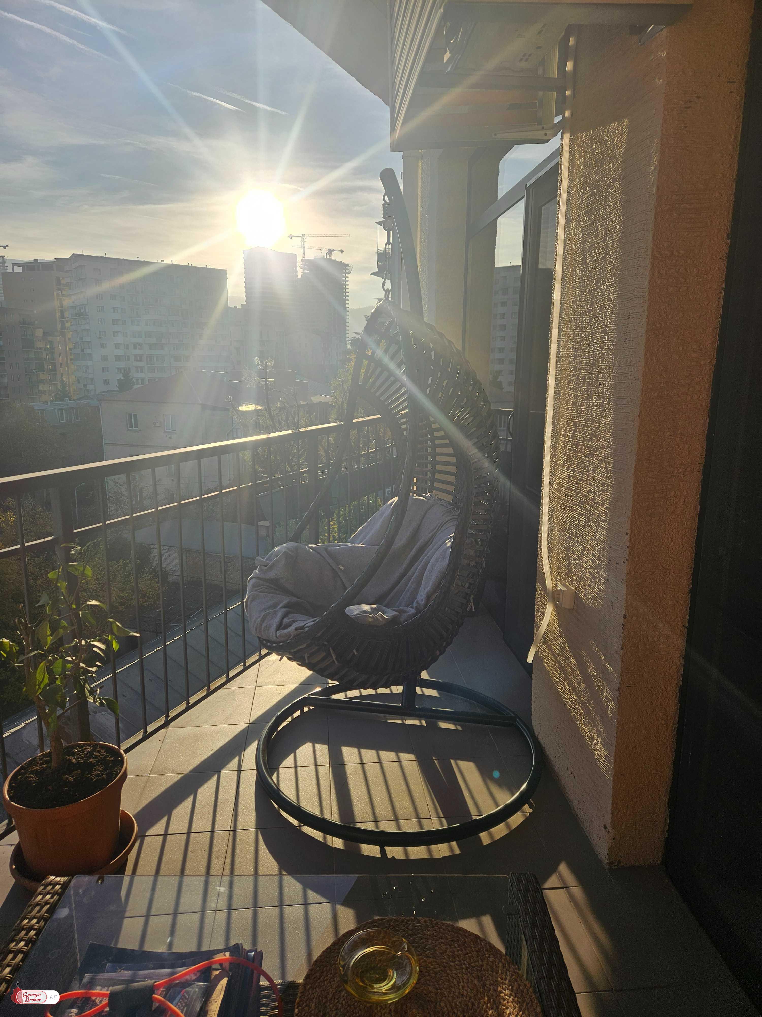 nearly repaired 3-room apartment for sale