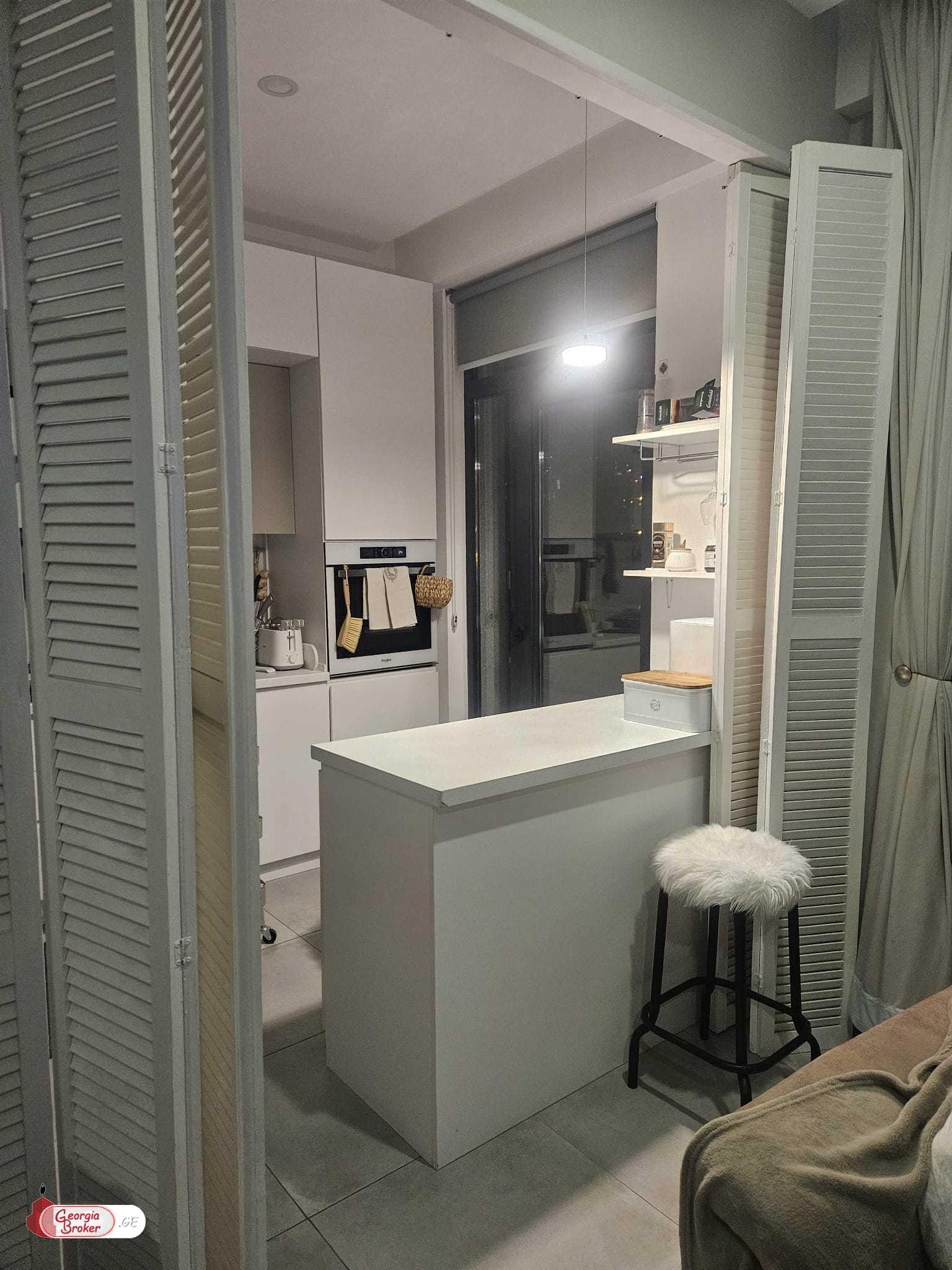 nearly repaired 3-room apartment for sale