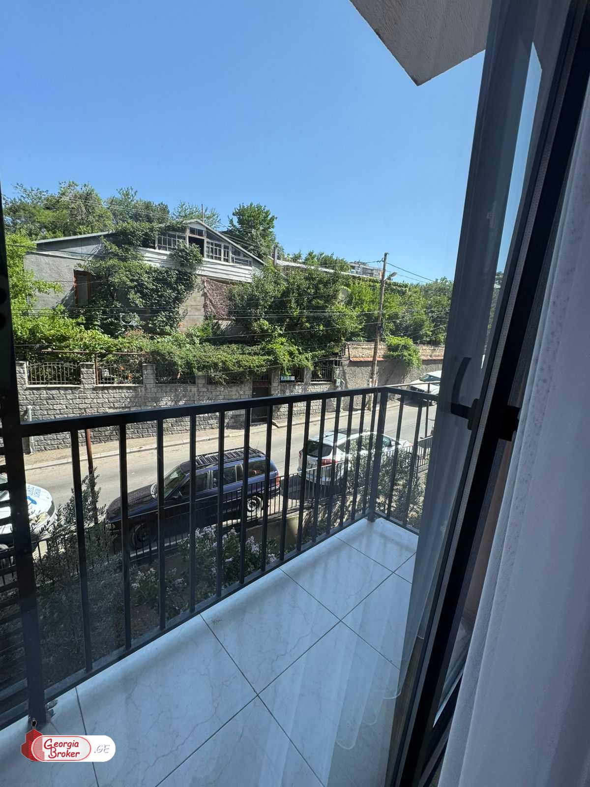 продается квартира с новым ремонтом 2-комнаты