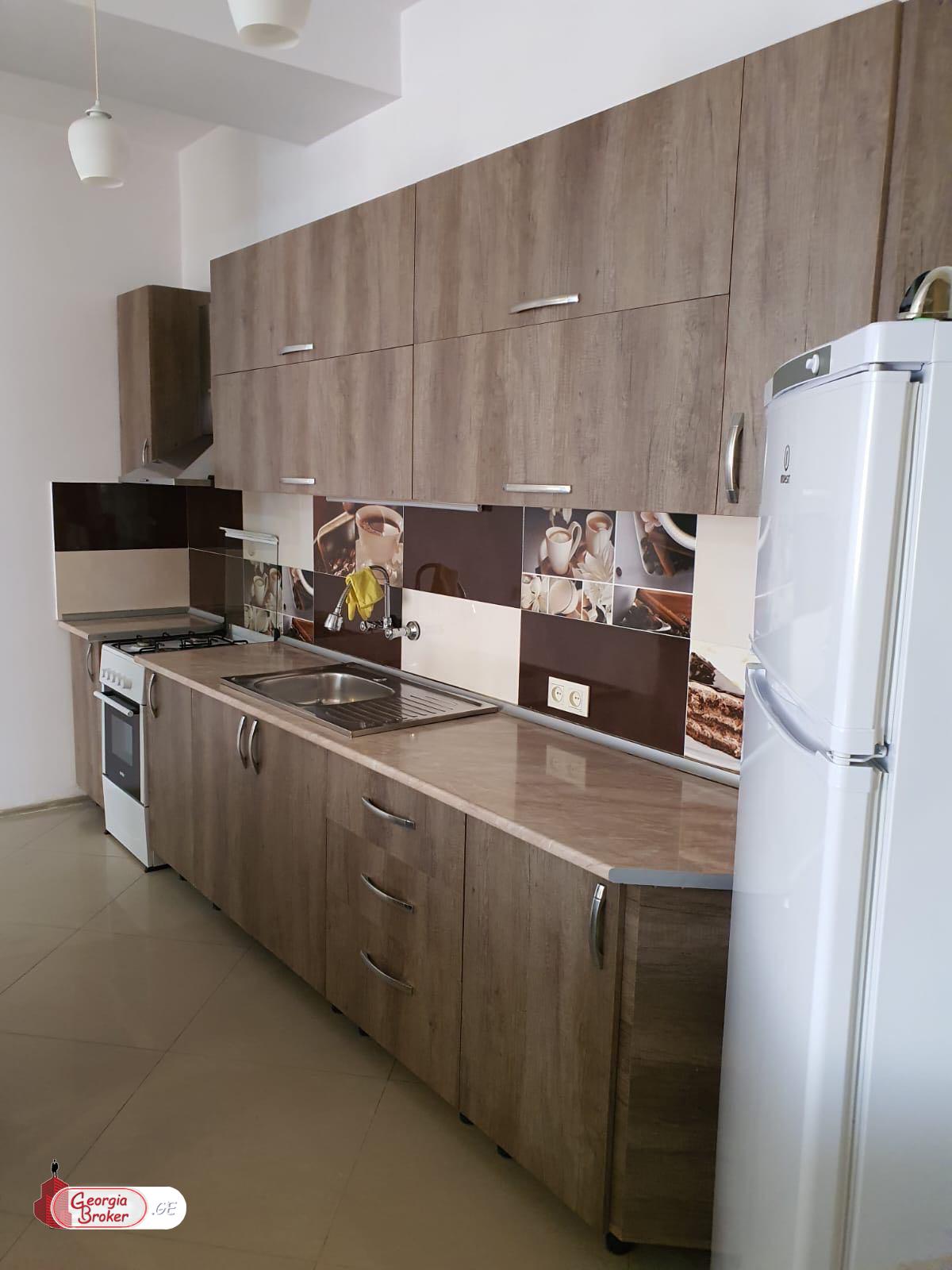 იყიდება ახალი გარემონტებული 2 ოთახიანი ბინა