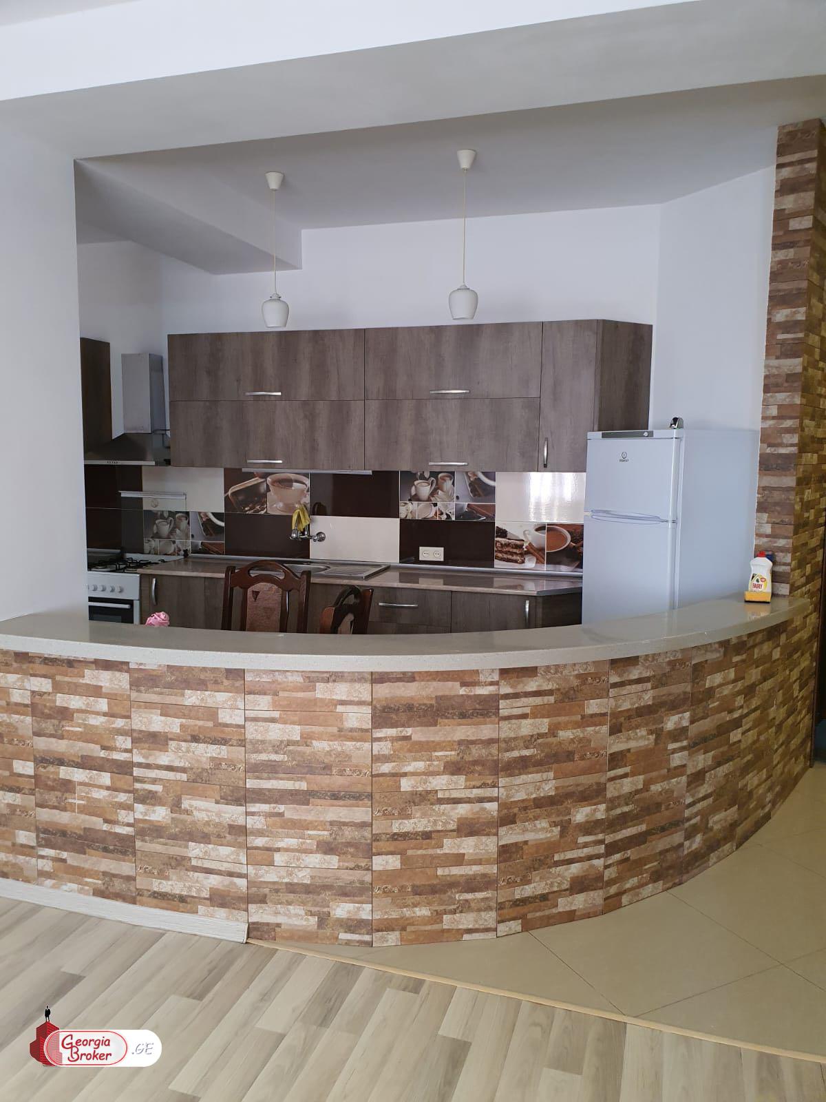 იყიდება ახალი გარემონტებული 2 ოთახიანი ბინა