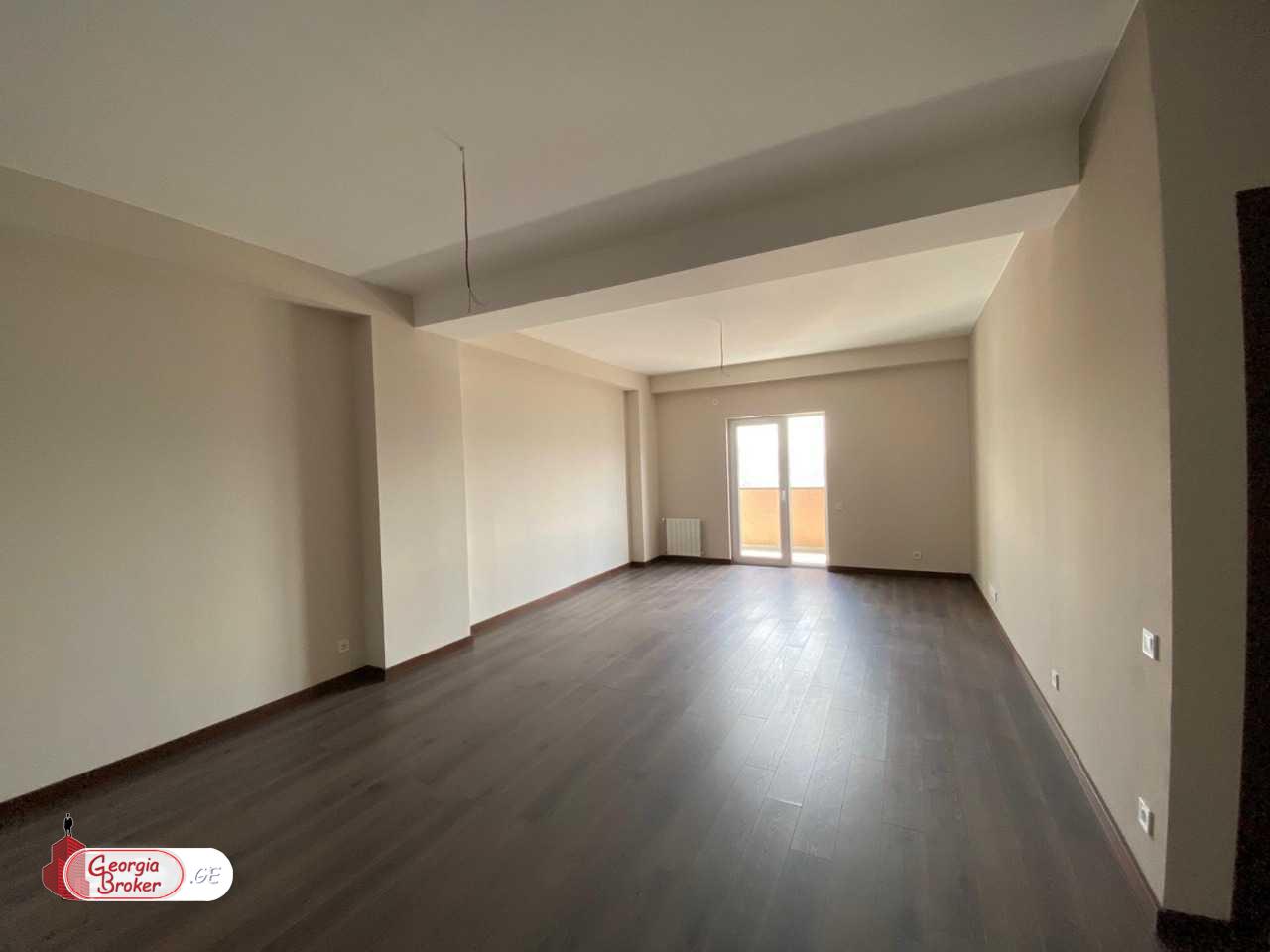 იყიდება ახალი გარემონტებული 3 ოთახიანი ბინა