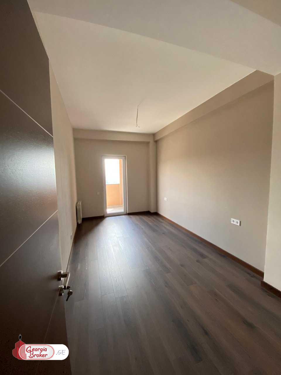 იყიდება ახალი გარემონტებული 3 ოთახიანი ბინა