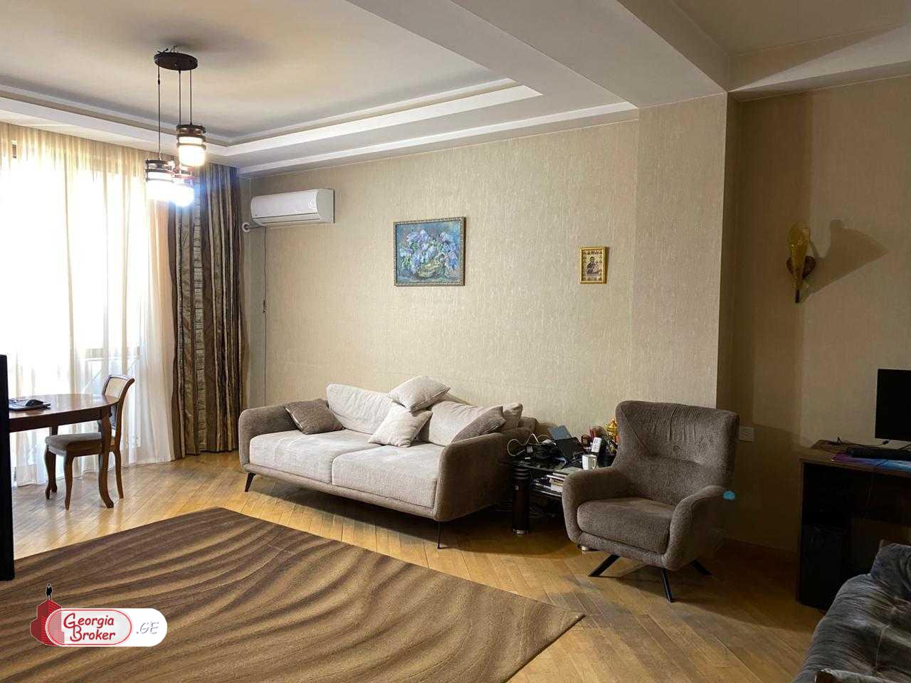 nearly repaired 3-room apartment for sale