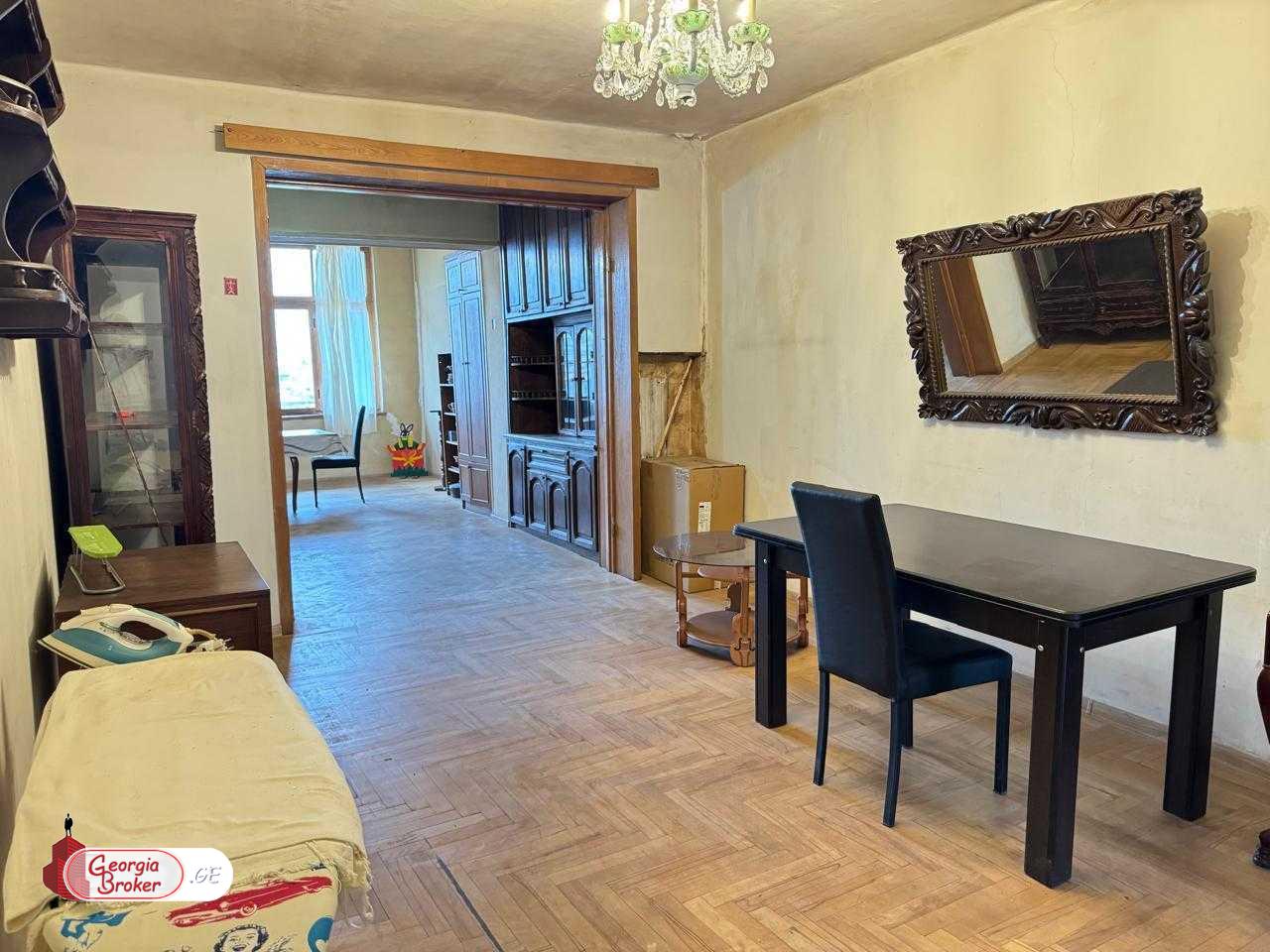 old repaired 3-room apartment for sale