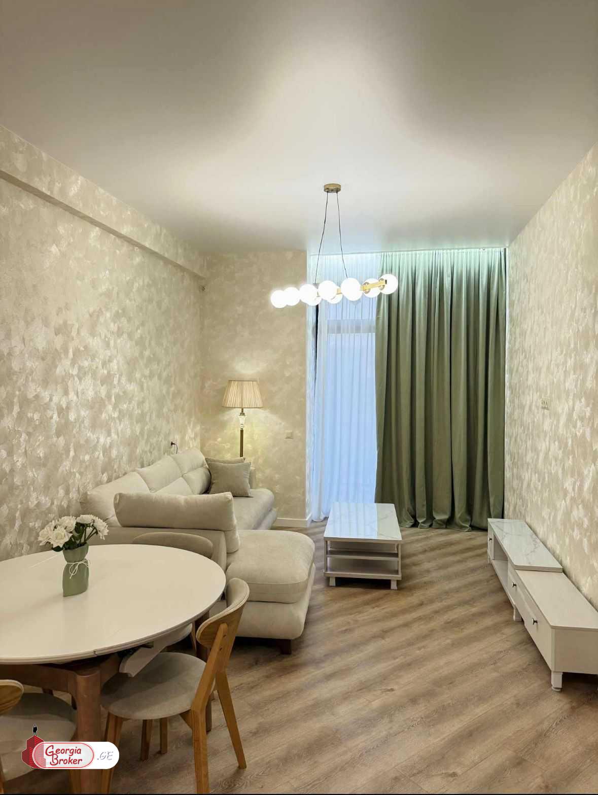 nearly repaired 2-room apartment for sale