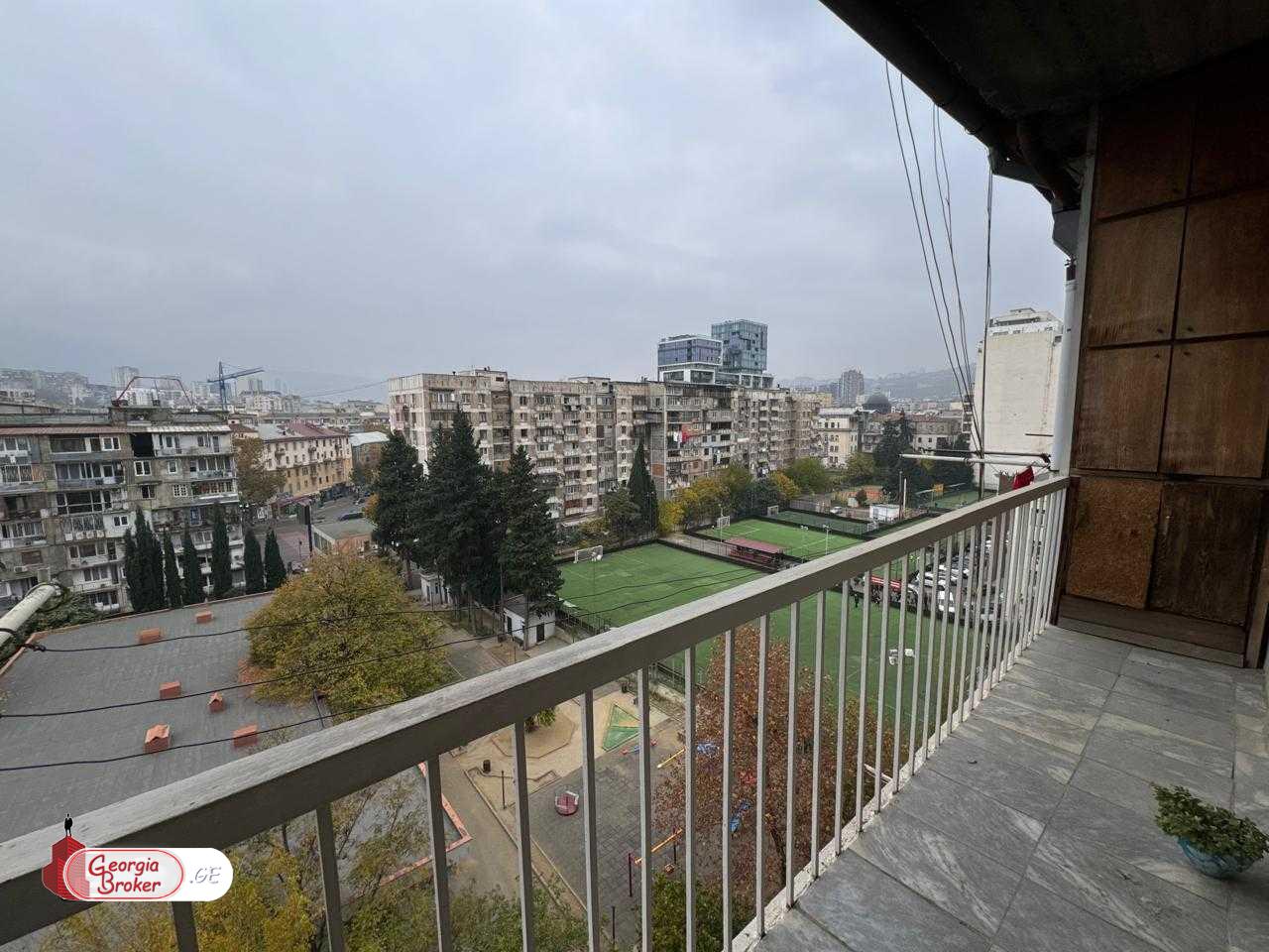 old repaired 3-room apartment for sale