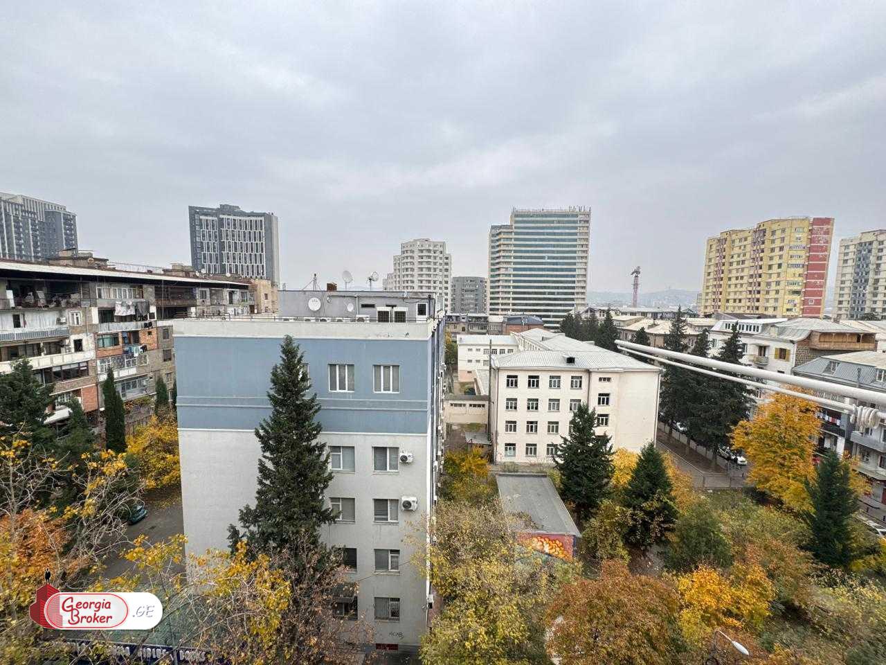 old repaired 3-room apartment for sale