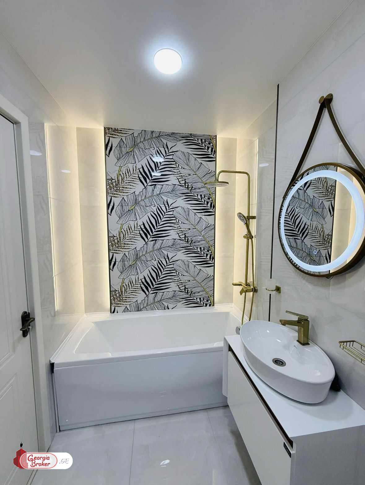 nearly repaired 2-room apartment for sale