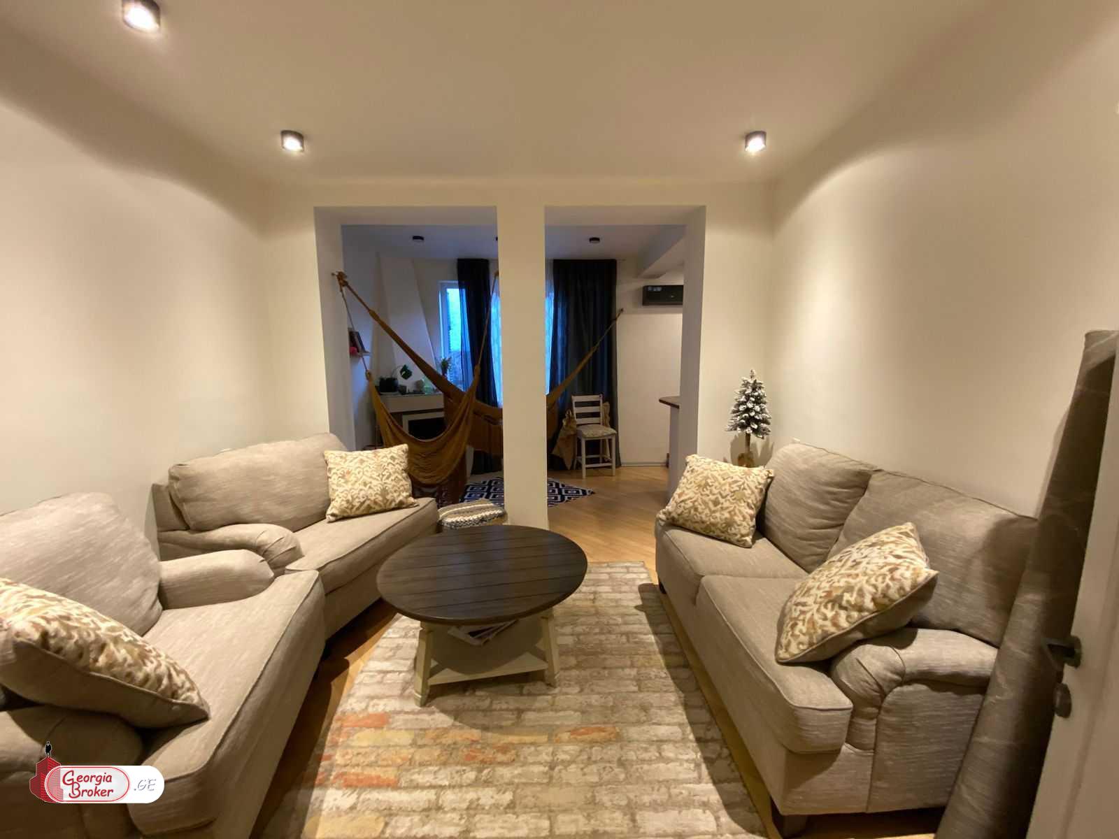 იყიდება ახალი გარემონტებული 3 ოთახიანი ბინა