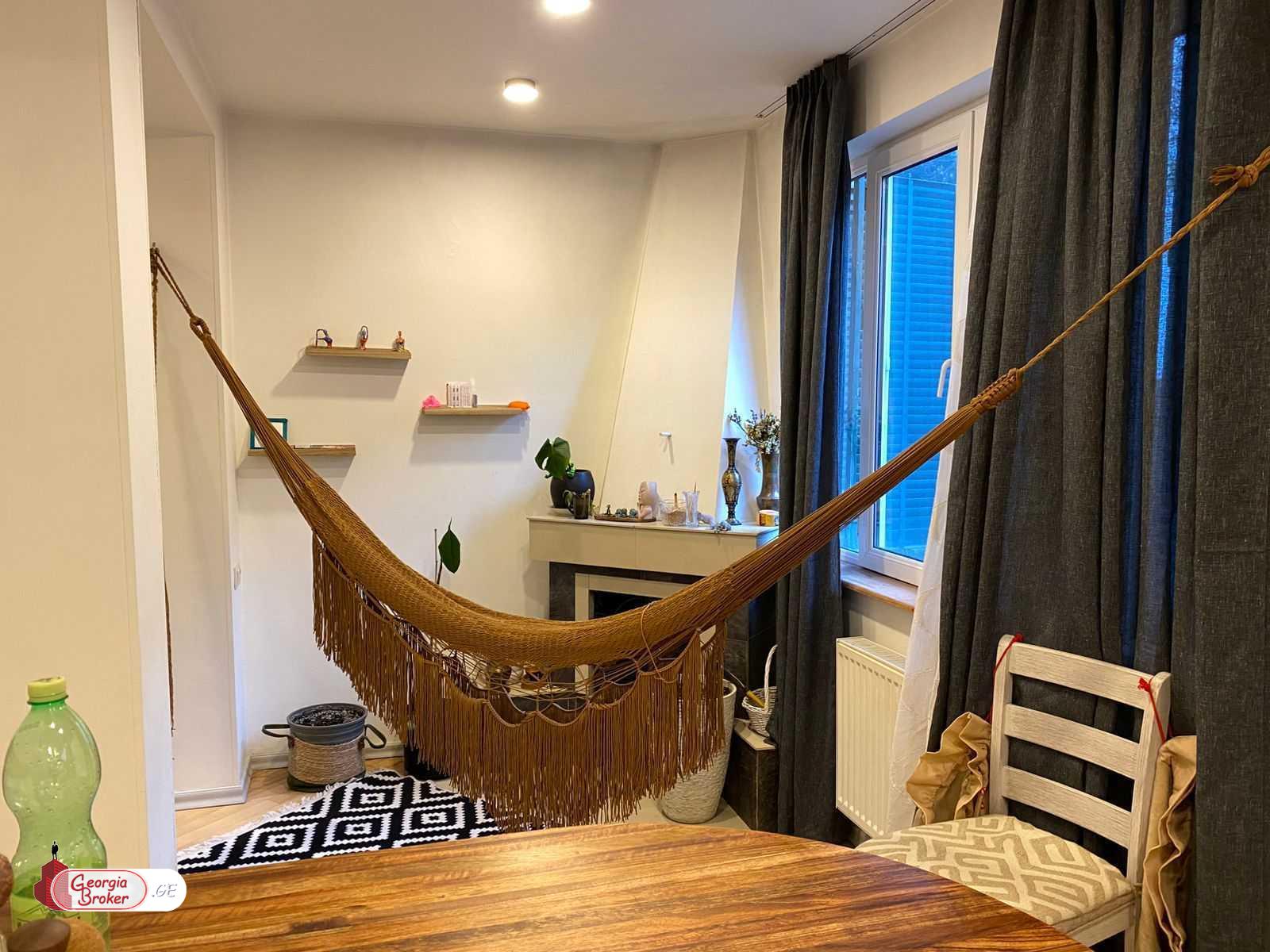 იყიდება ახალი გარემონტებული 3 ოთახიანი ბინა