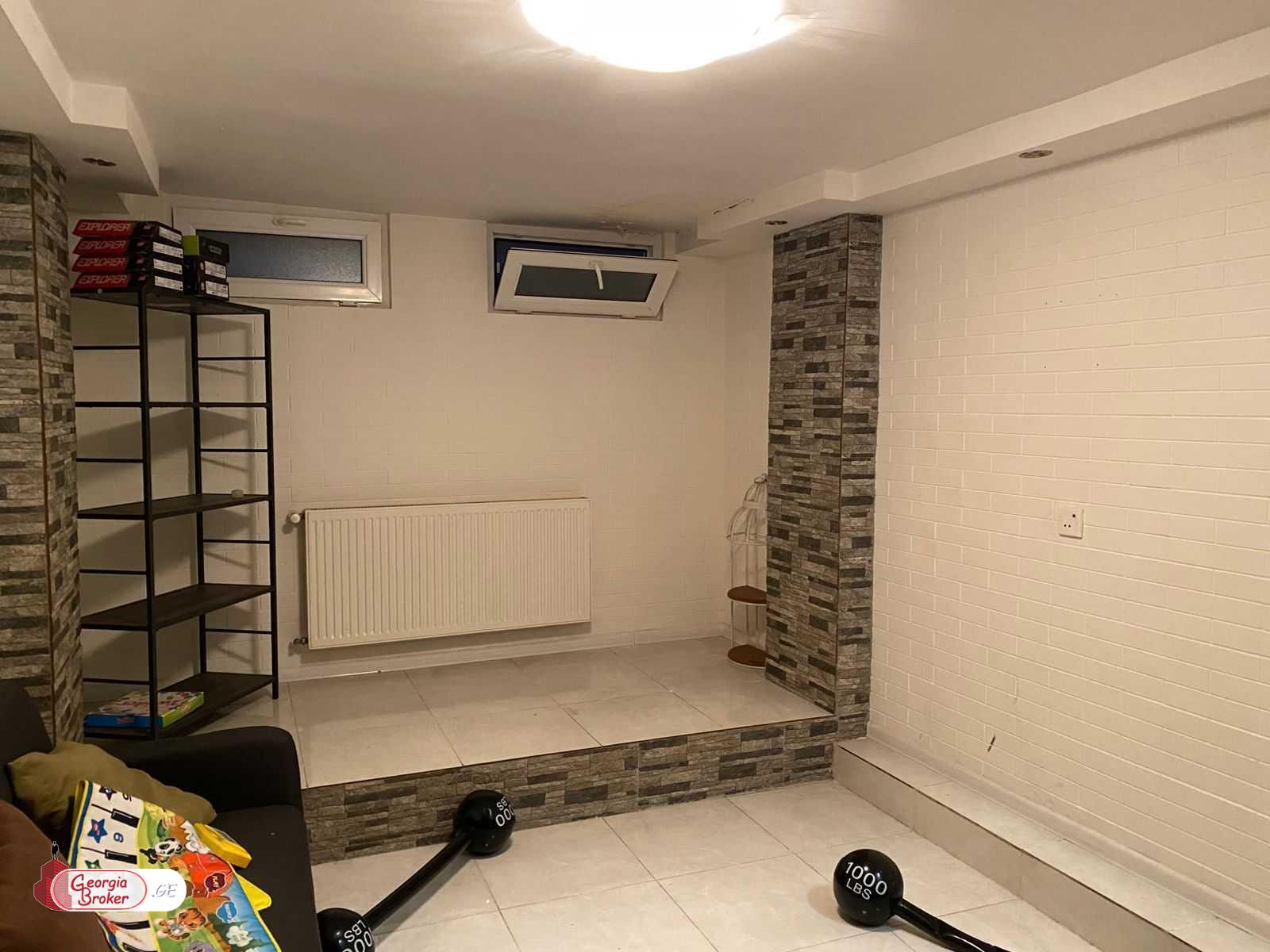 იყიდება ახალი გარემონტებული 3 ოთახიანი ბინა