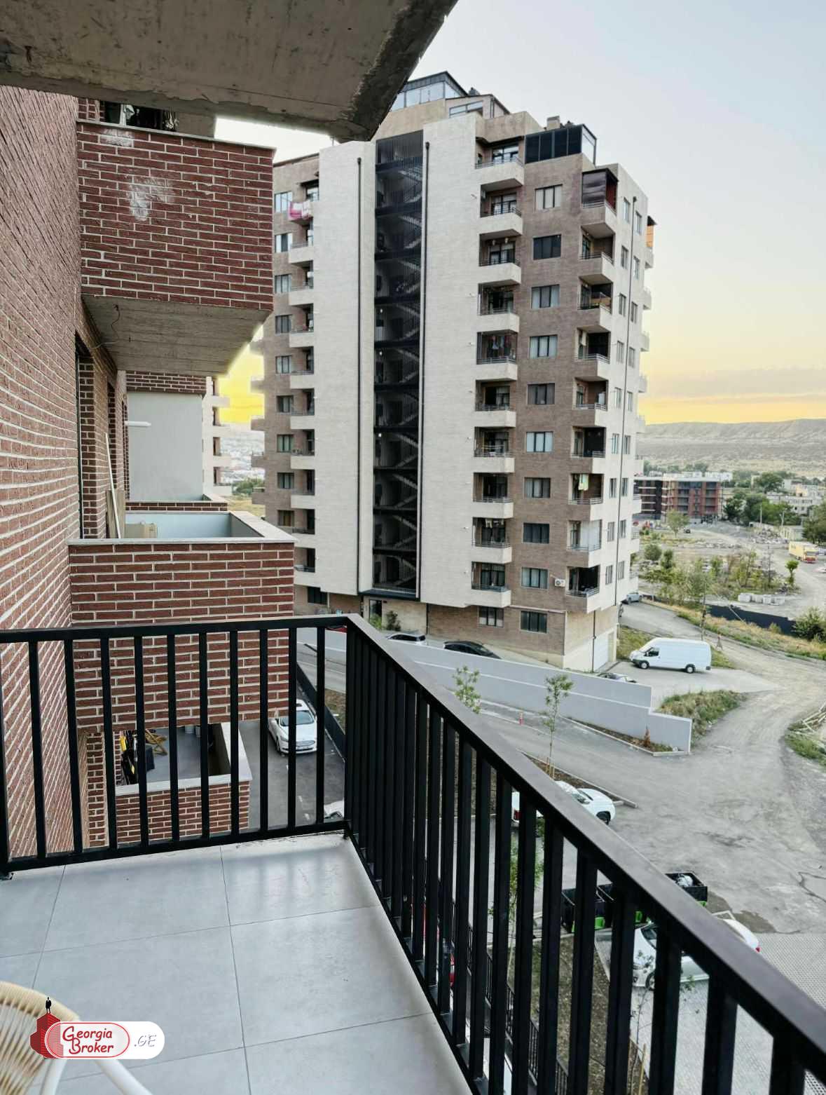 nearly repaired 2-room apartment for sale