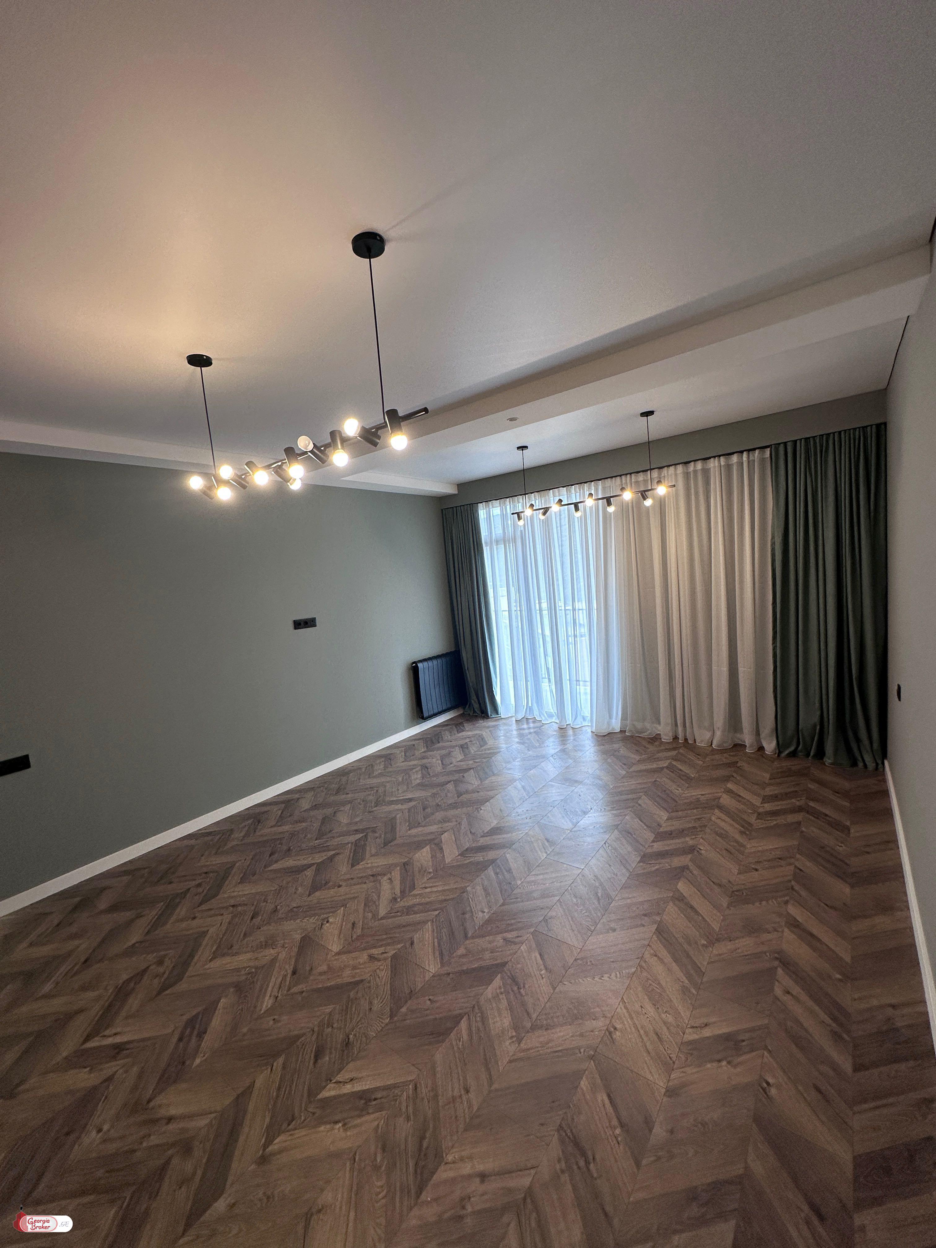 nearly repaired 2-room apartment for sale