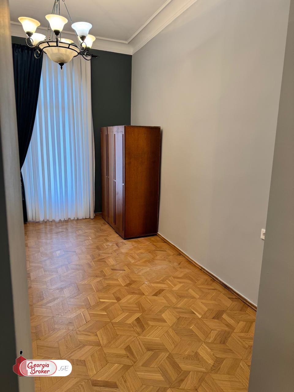 nearly repaired 5-room apartment for sale