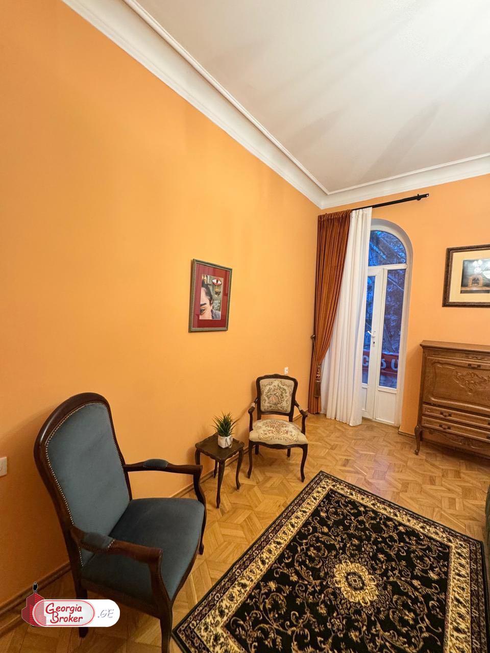 nearly repaired 5-room apartment for sale