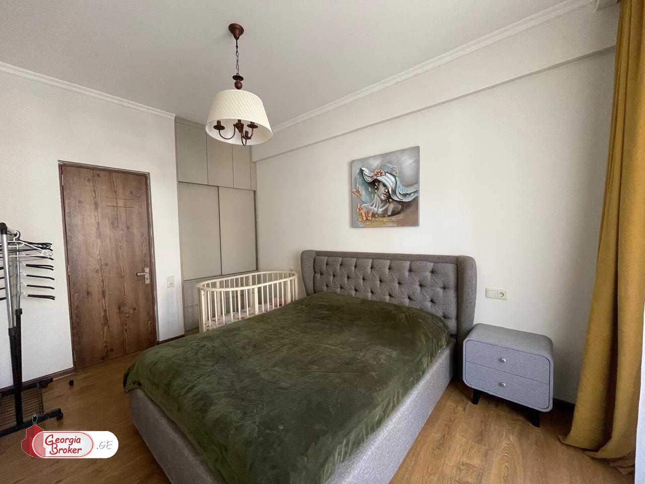 nearly repaired 3-room apartment for sale