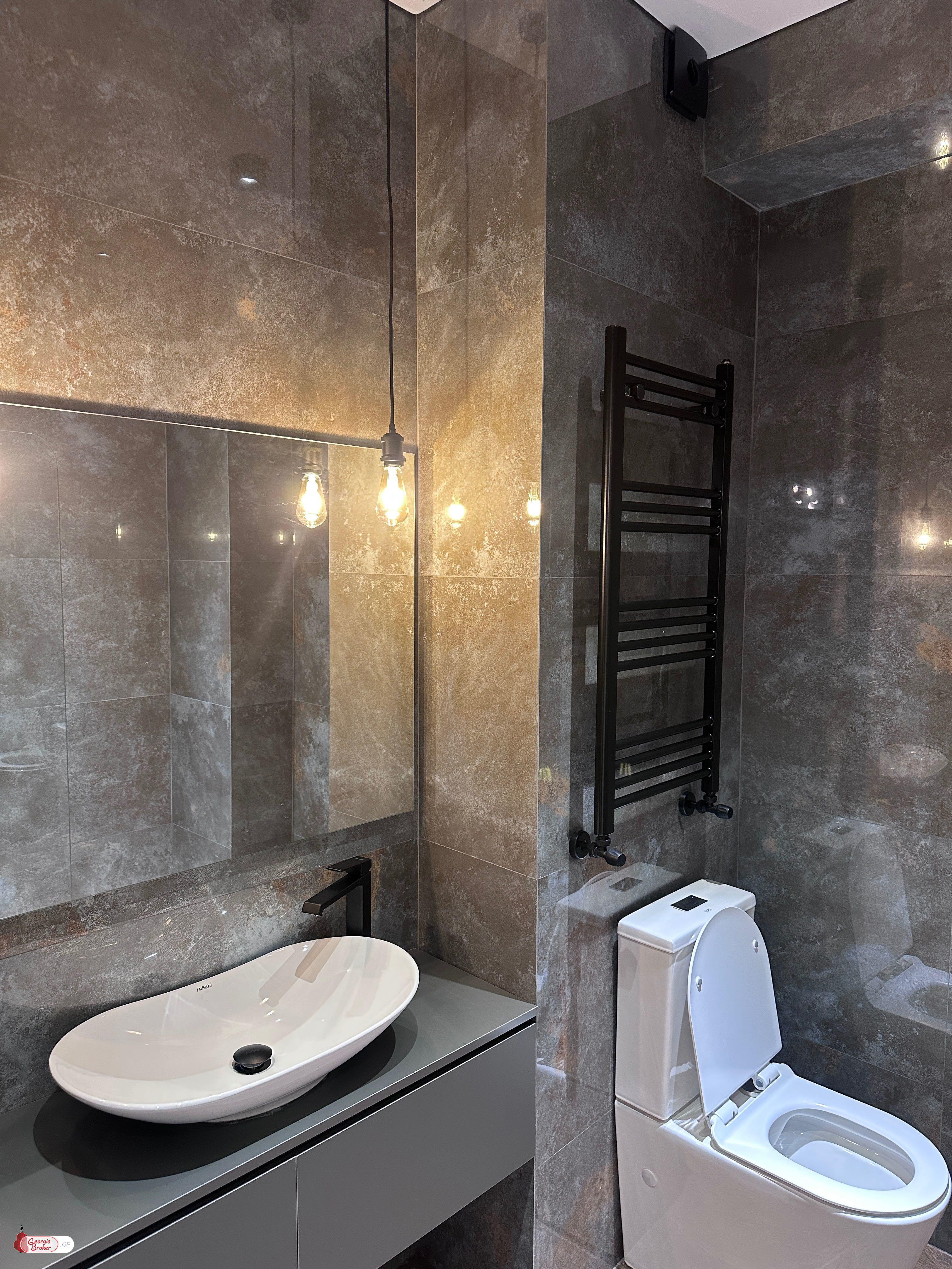 nearly repaired 2-room apartment for sale