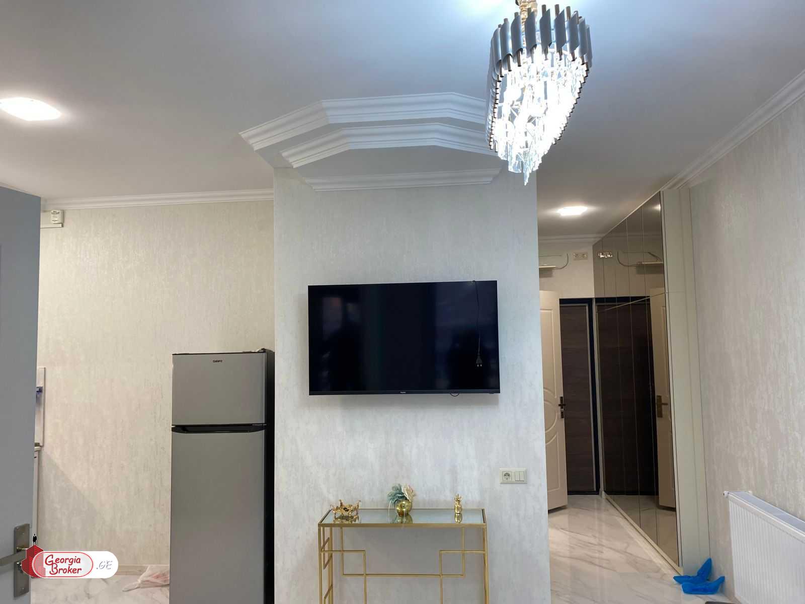 იყიდება ახალი გარემონტებული 2 ოთახიანი ბინა