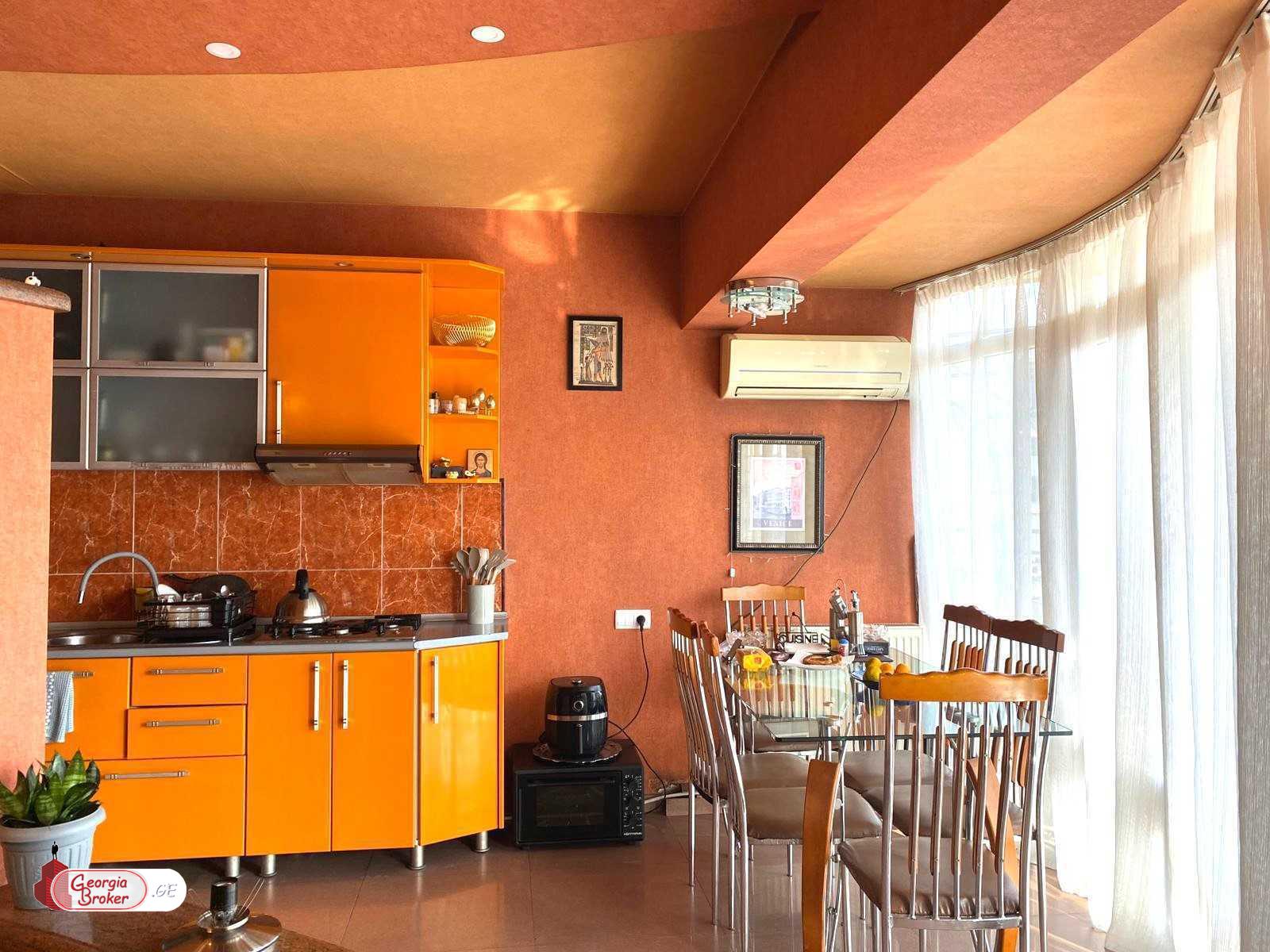 იყიდება ახალი გარემონტებული 3 ოთახიანი ბინა