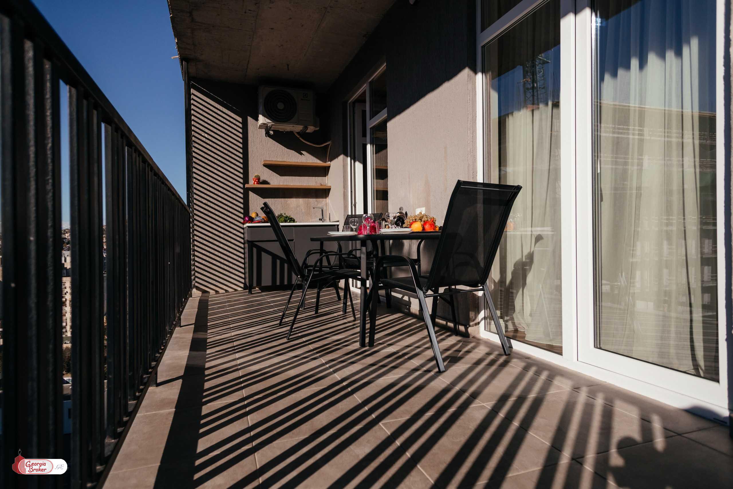 продается квартира с новым ремонтом 2-комнаты