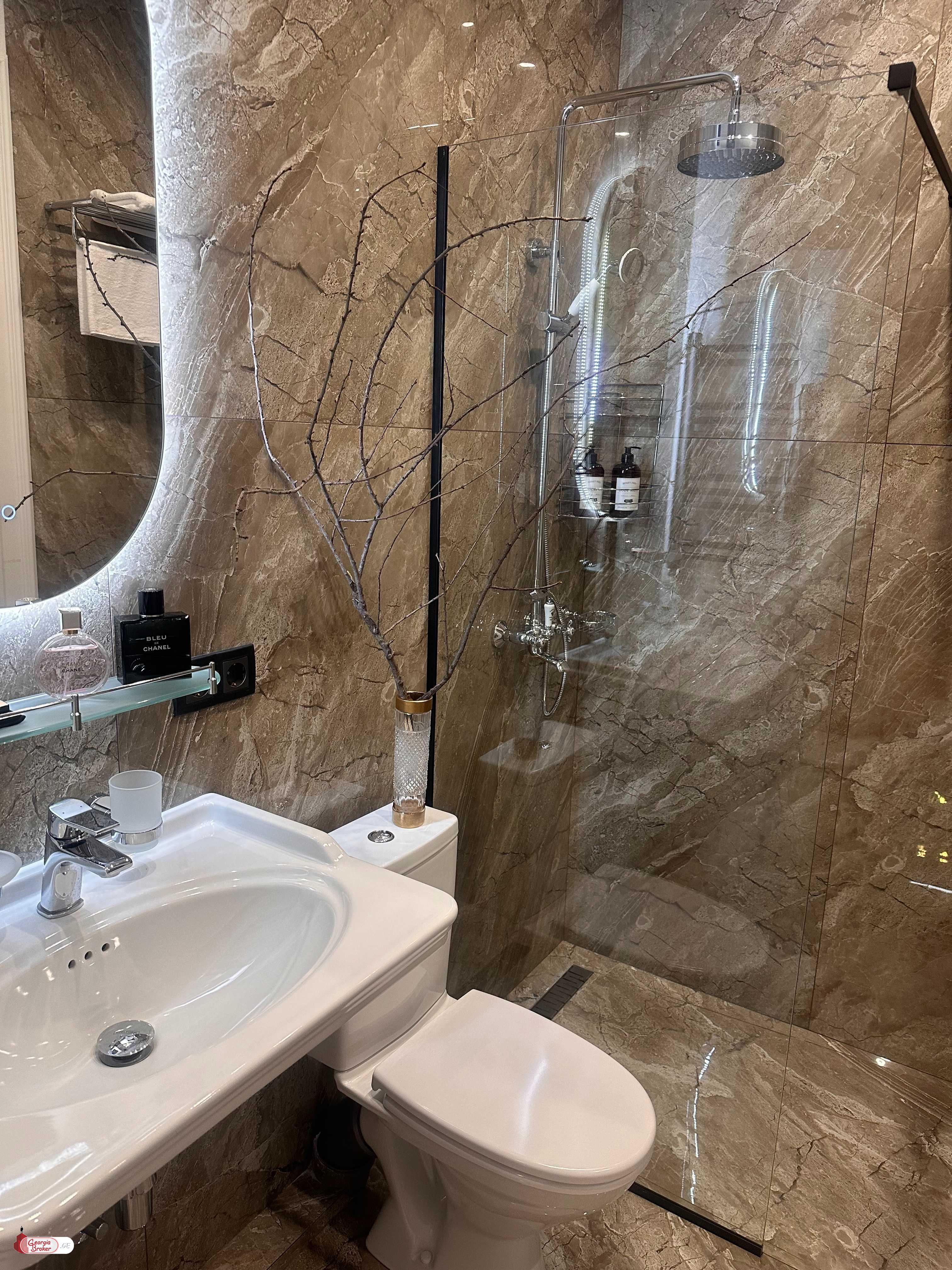 nearly repaired 2-room apartment for sale