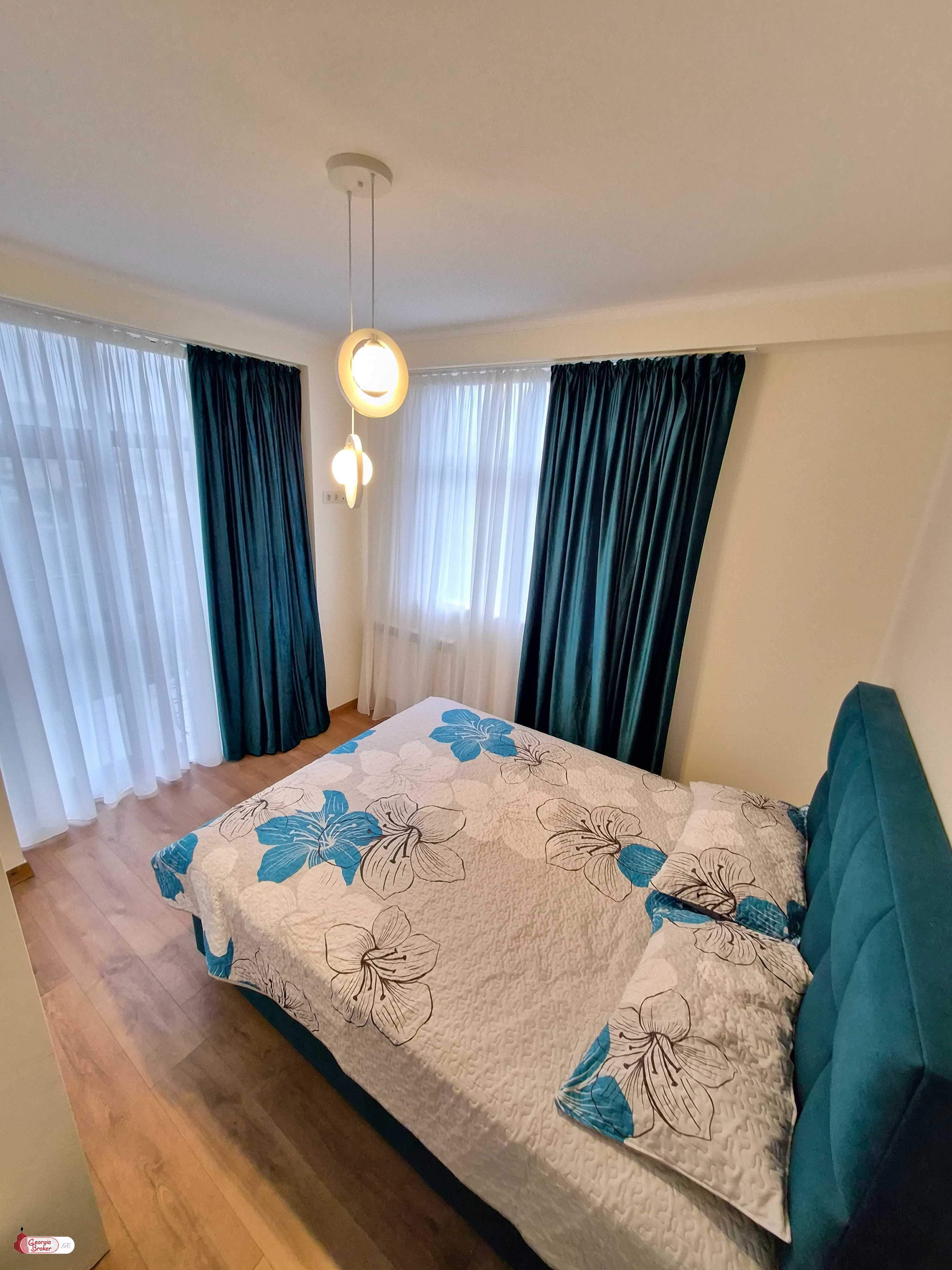 продается квартира с новым ремонтом 3-комнаты