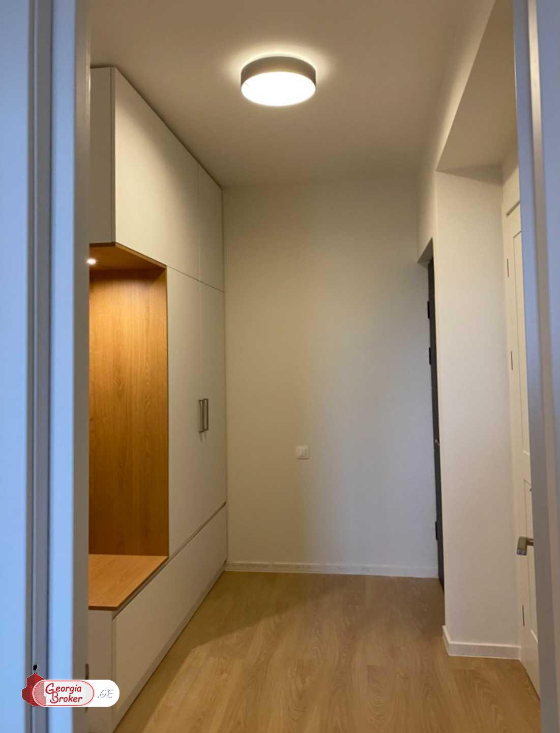 продается квартира с новым ремонтом 2-комнаты