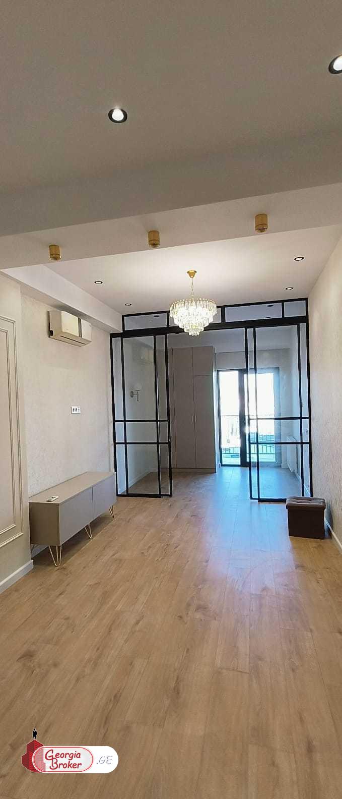 продается квартира с новым ремонтом 3-комнаты