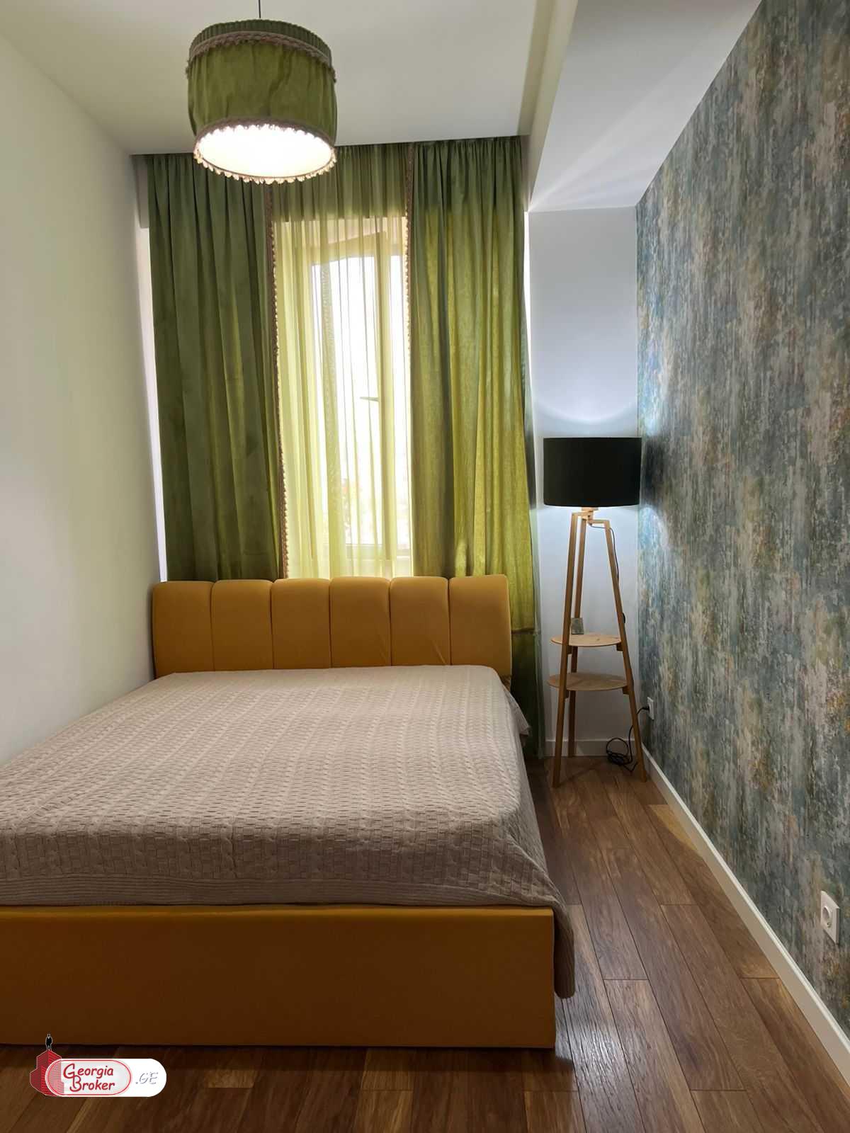 იყიდება ახალი გარემონტებული 2 ოთახიანი ბინა