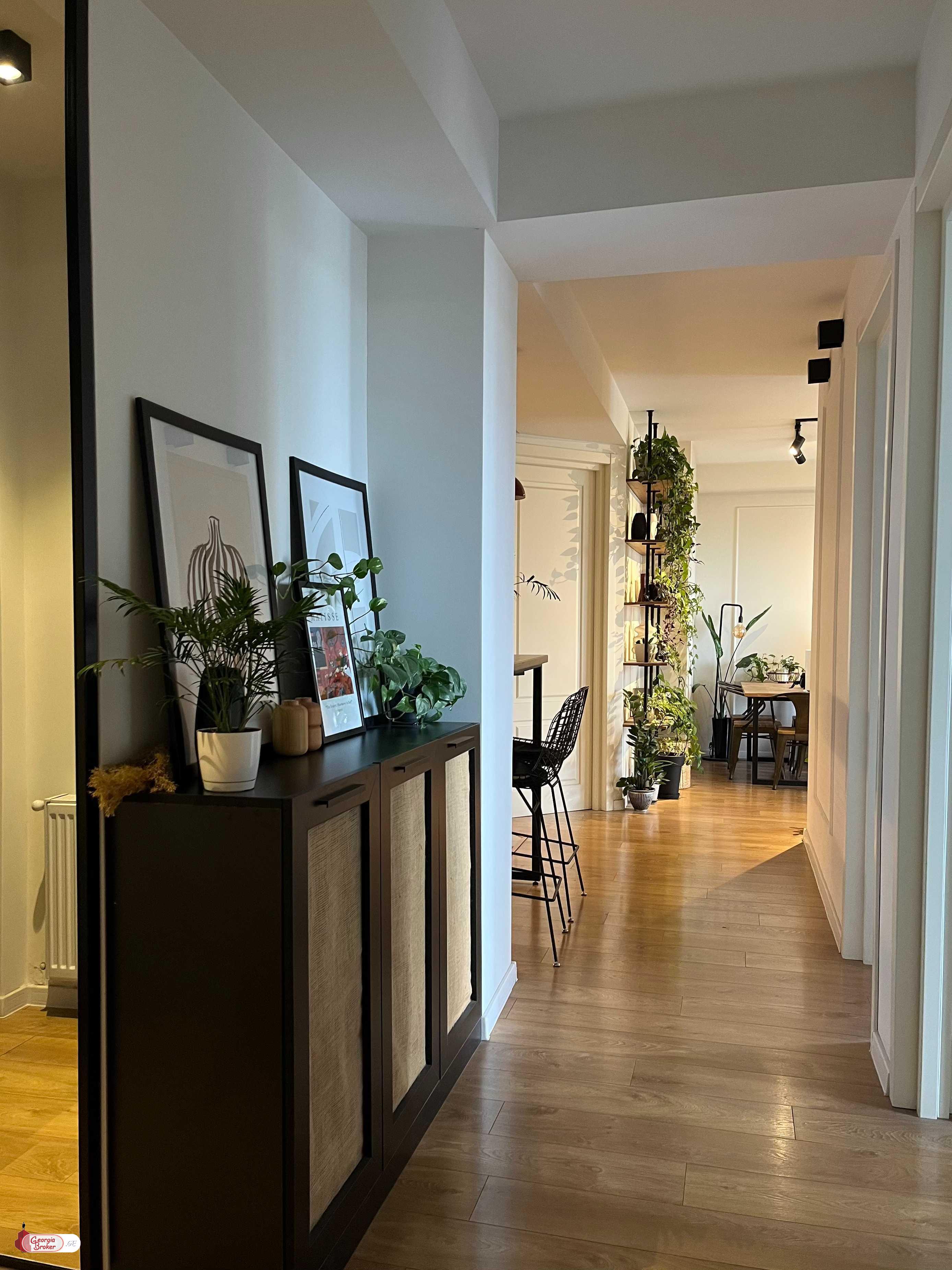 nearly repaired 5-room apartment for sale