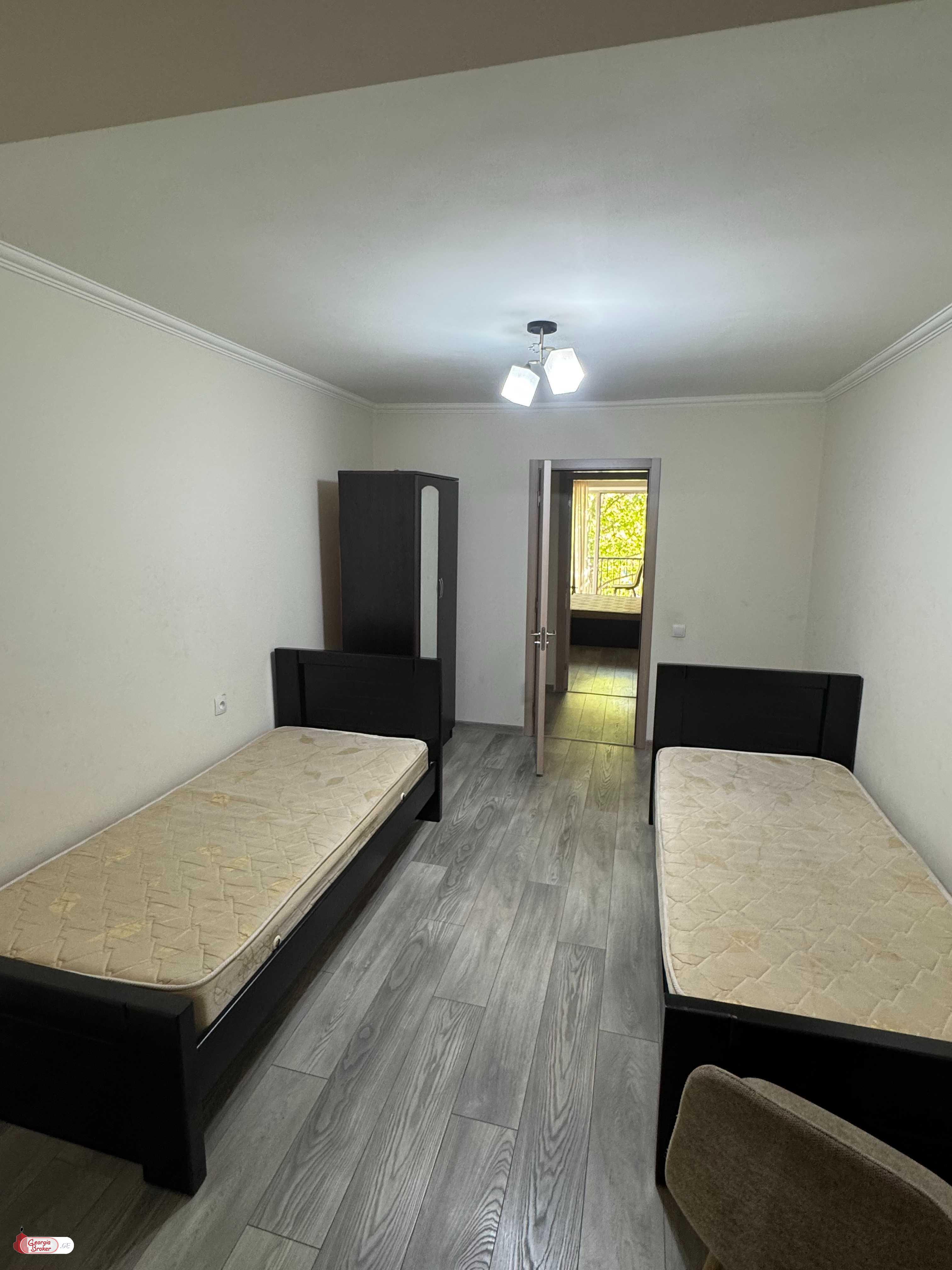 იყიდება ახალი გარემონტებული 3 ოთახიანი ბინა