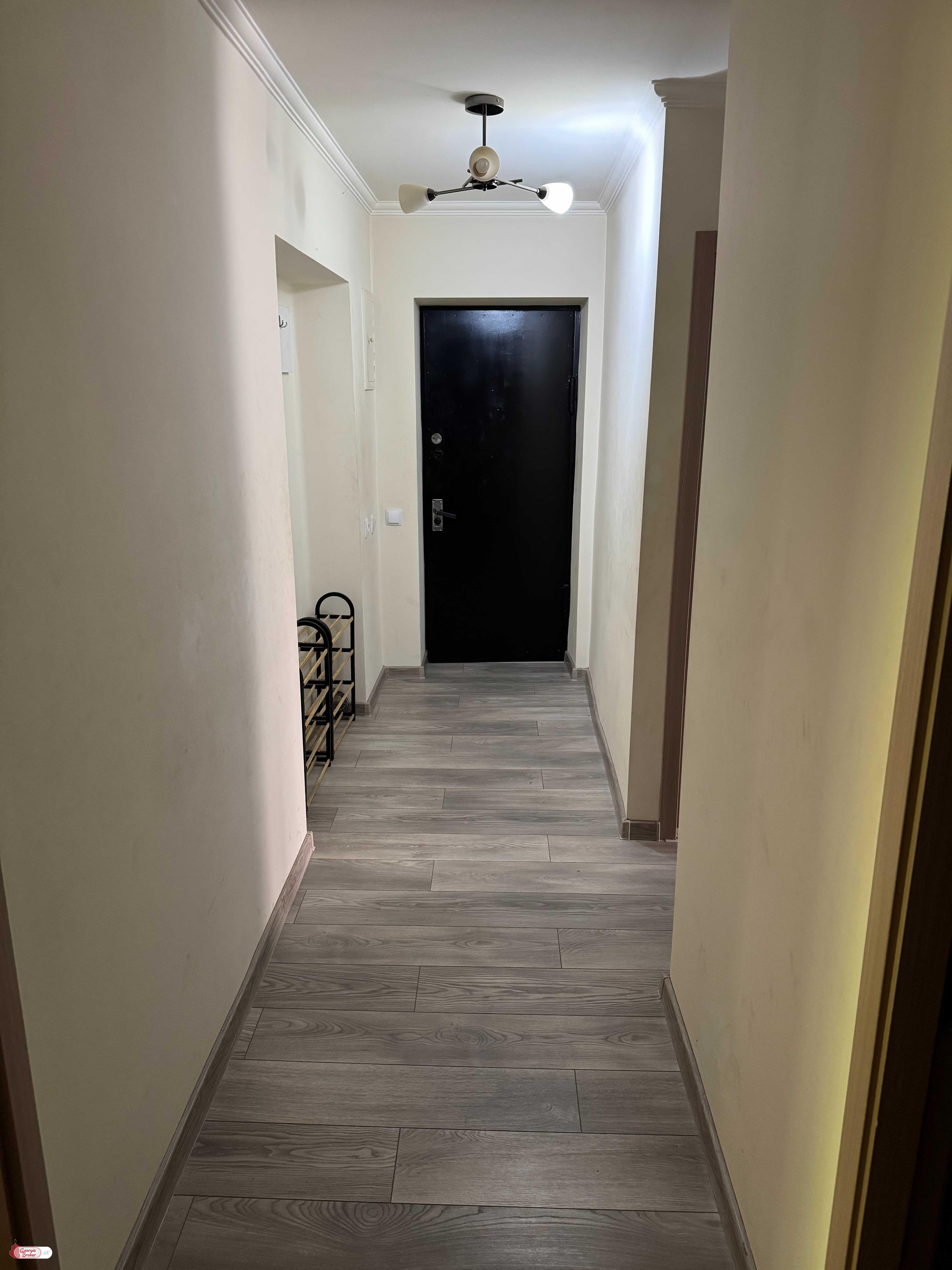 იყიდება ახალი გარემონტებული 3 ოთახიანი ბინა