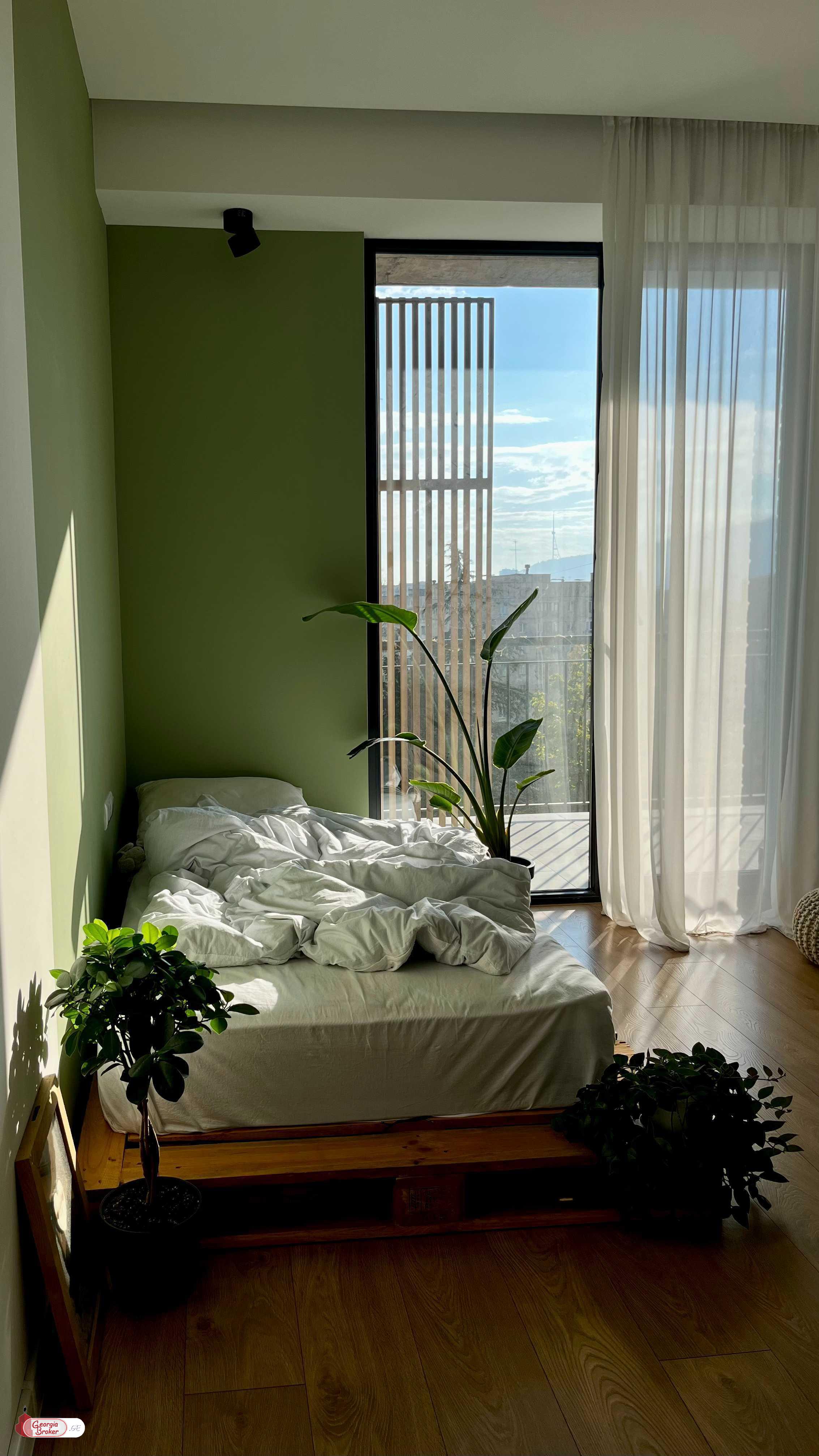 nearly repaired 5-room apartment for sale