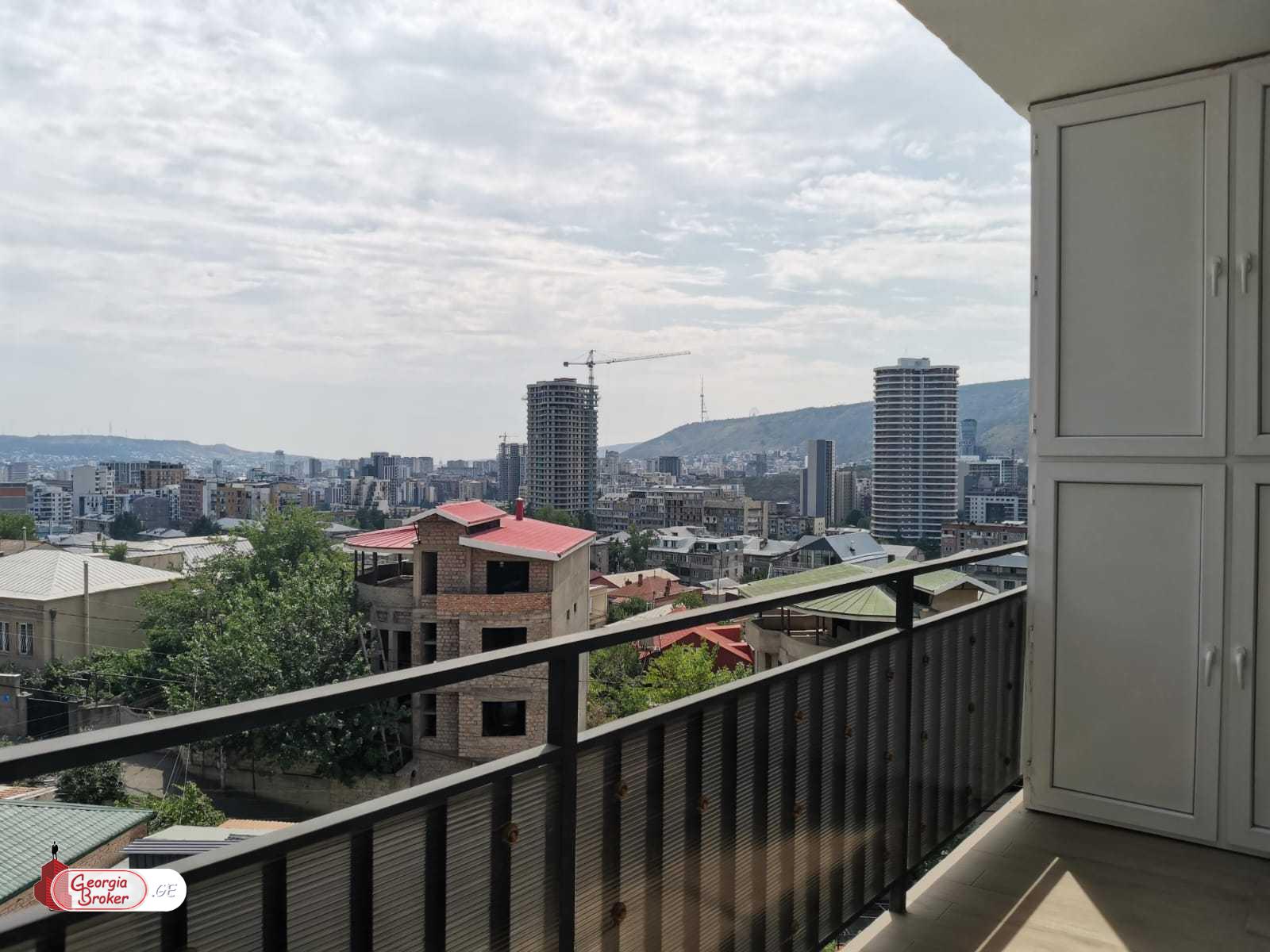 იყიდება ახალი გარემონტებული 3 ოთახიანი ბინა